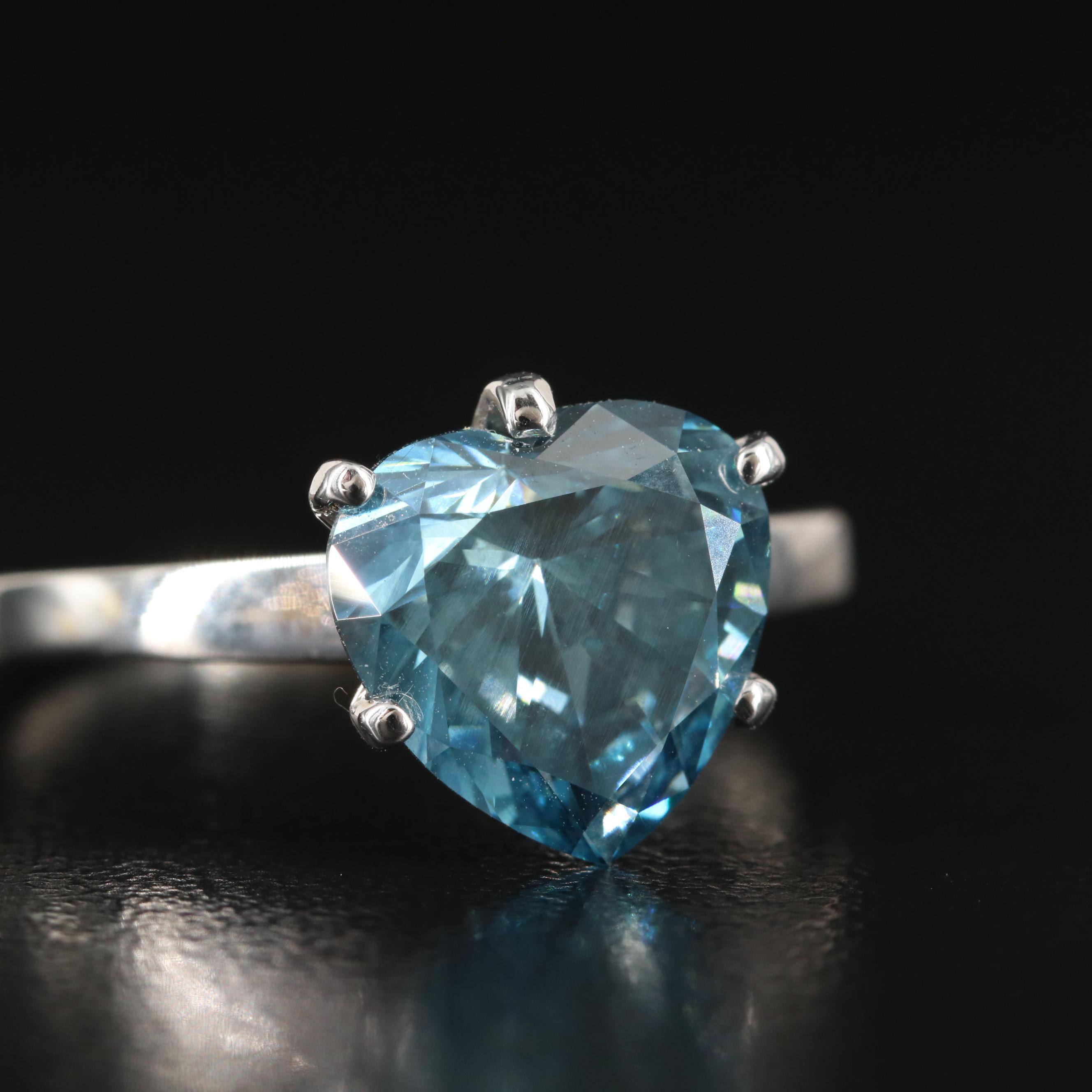 18K 3.01 CT (Origin Undetermined) Fancy Dark Blue Diamond Ring