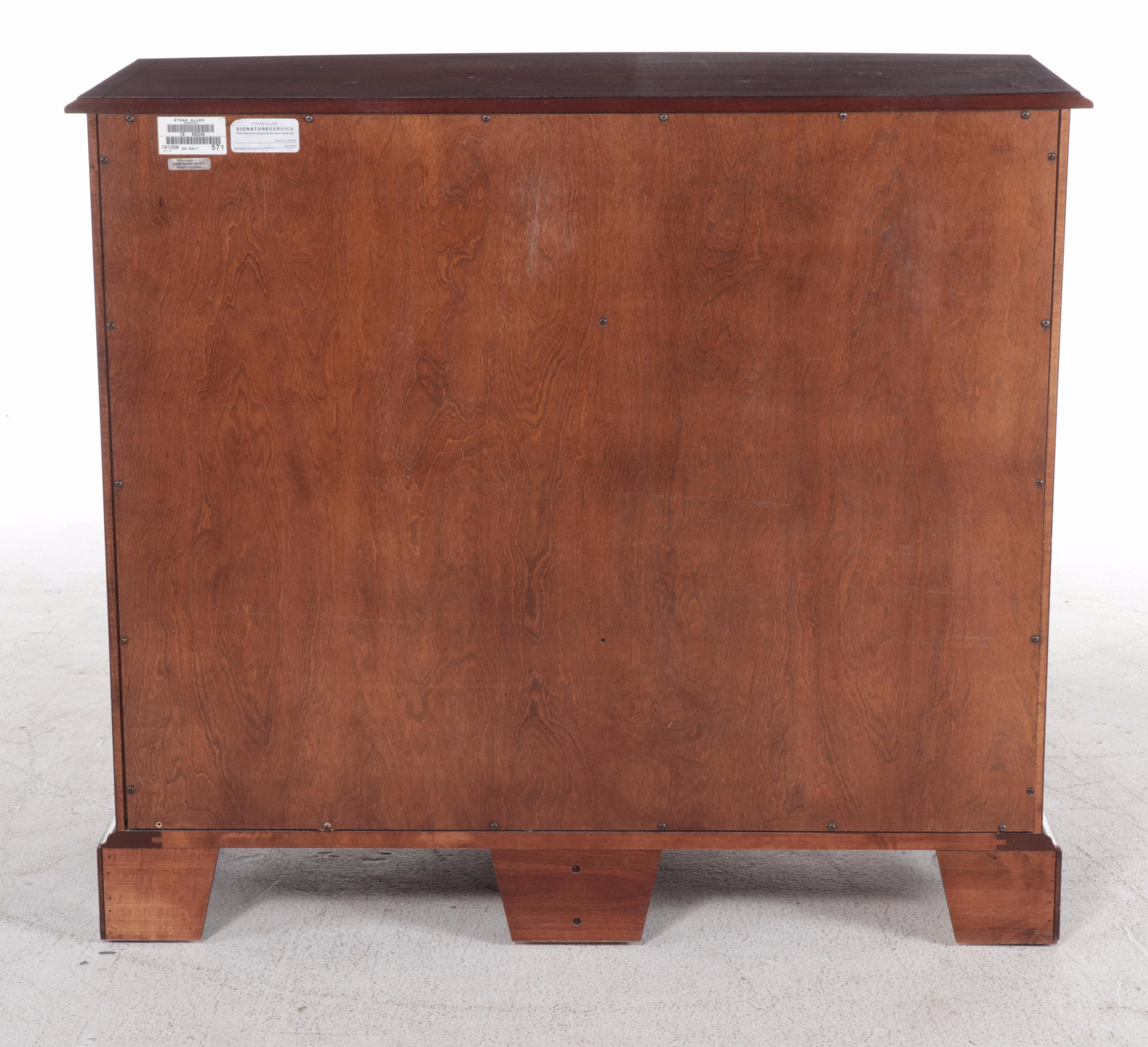 Ethan Allen "Newport" Federal Style Mahogany and Crossbanded Bowfront Chest