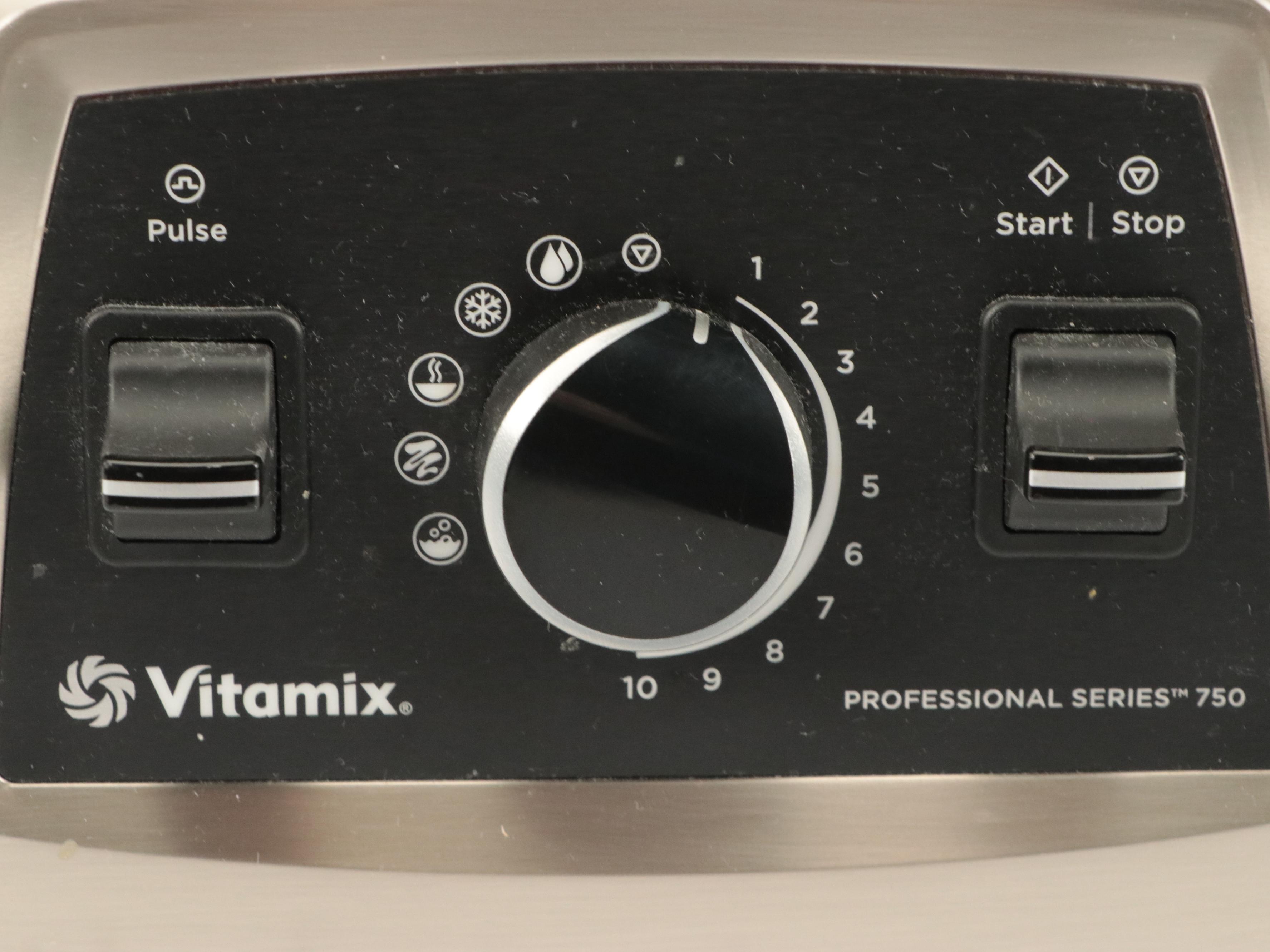 Vitamix Professional Series 750 Blender