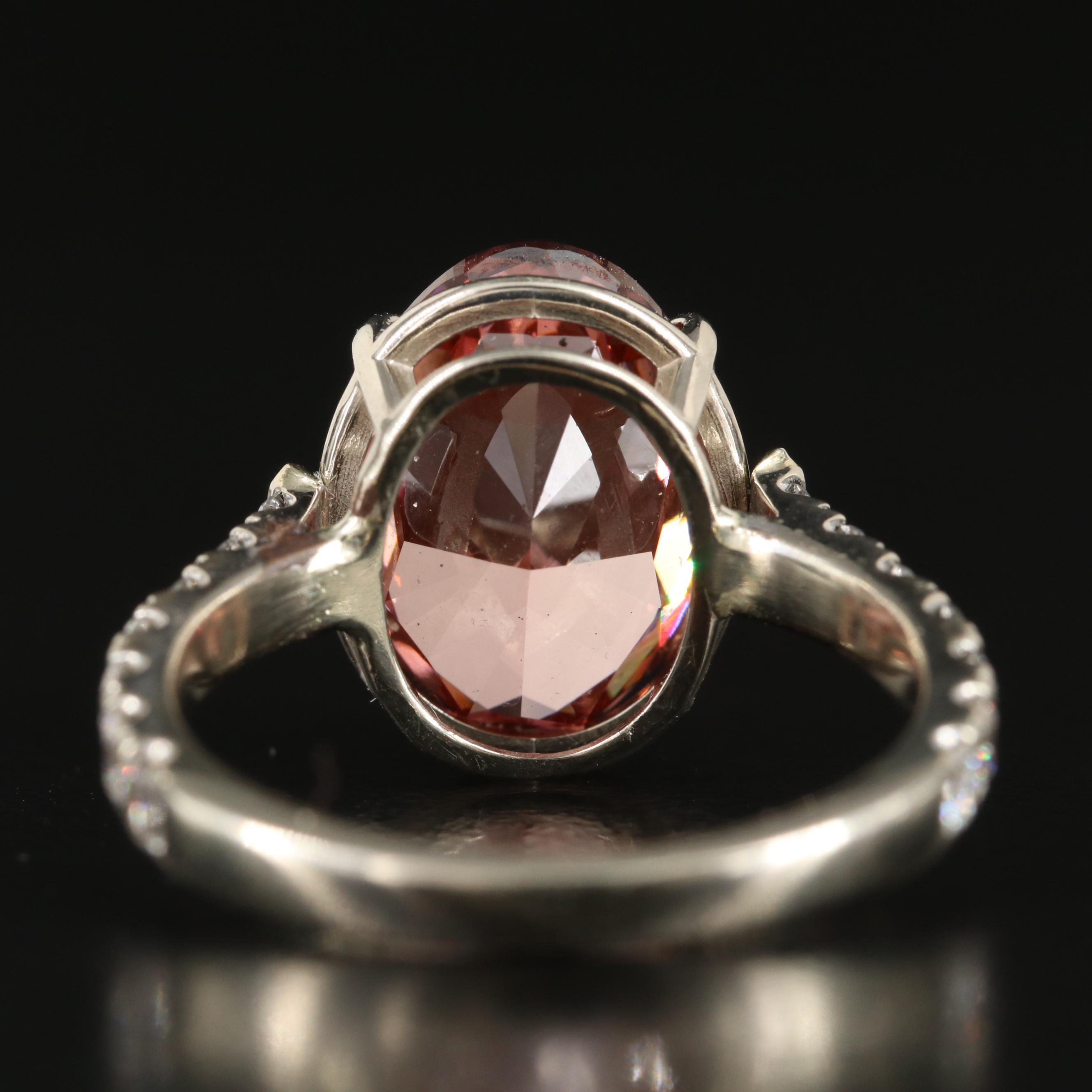 14K 5.20 CTW Diamond Ring with (Origin Undetermined) Fancy Red Center