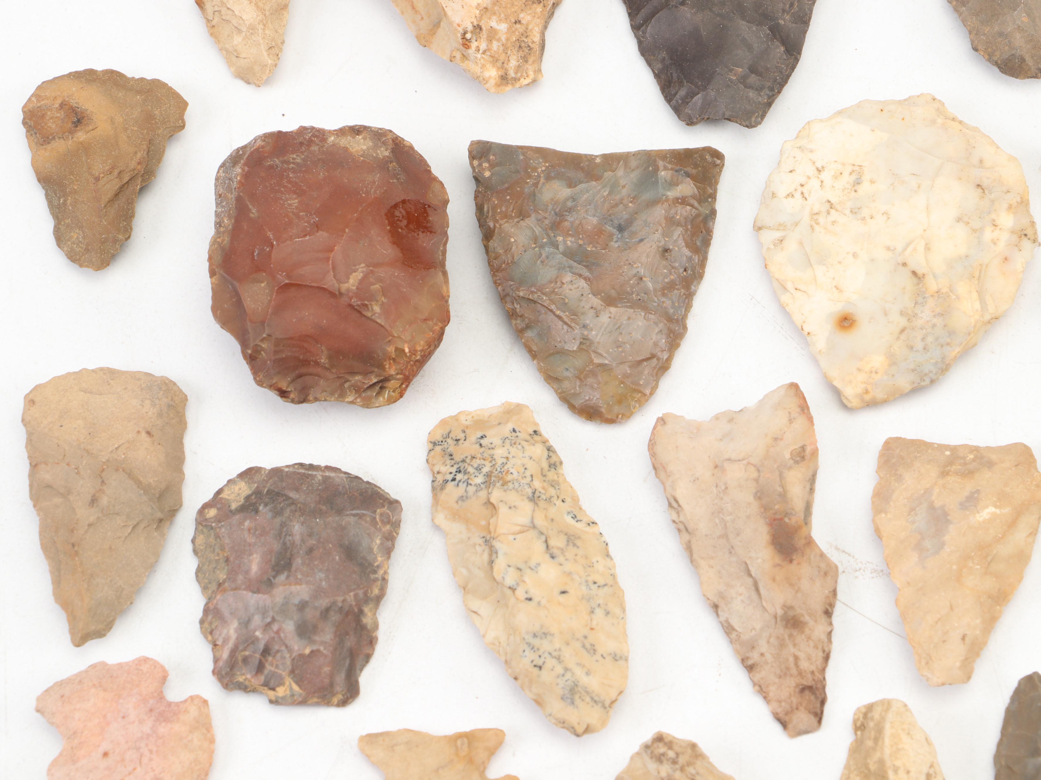 Early Native American Type Knapped Stone Projectile Points and Tools