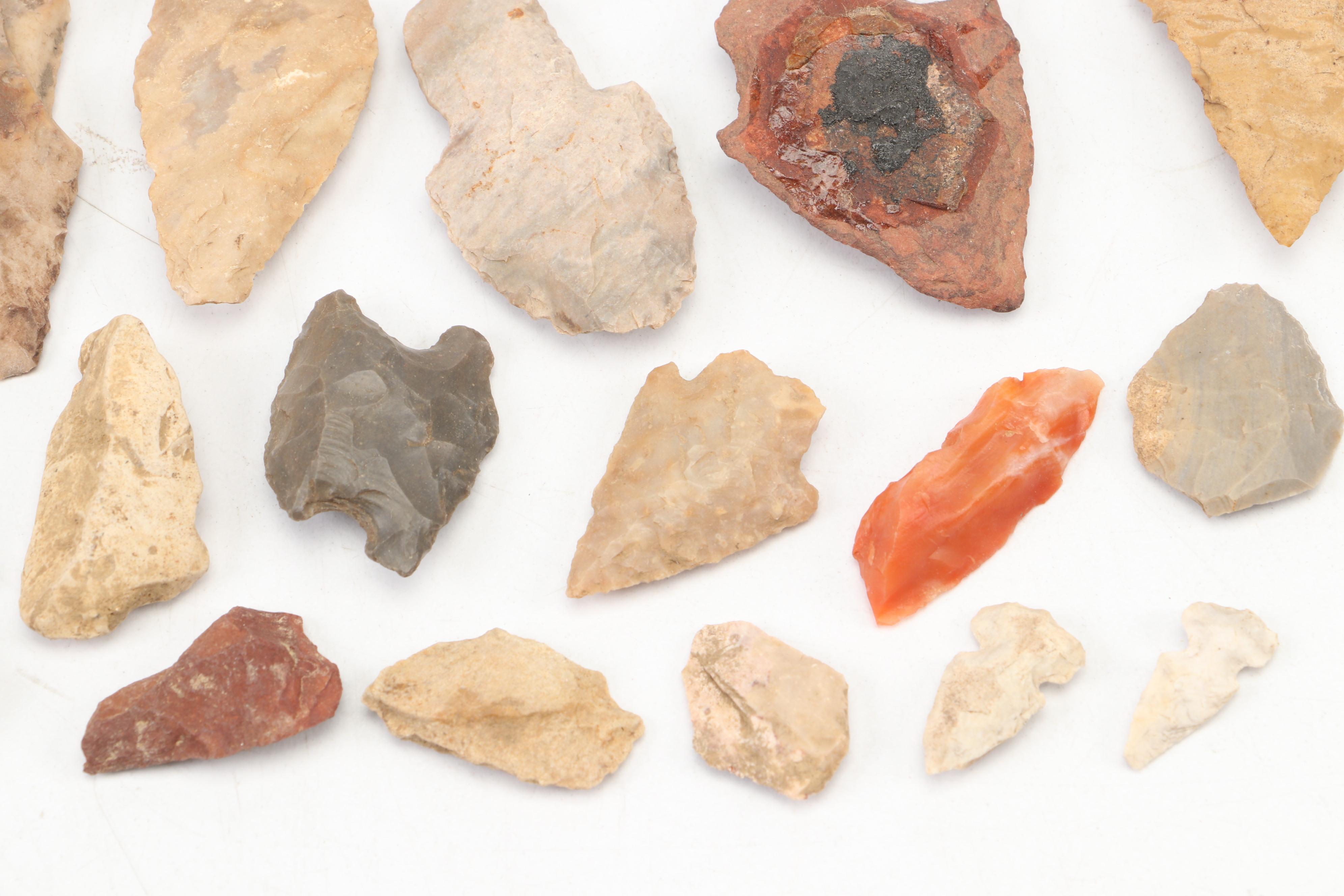 Early Native American Type Knapped Stone Projectile Points and Tools