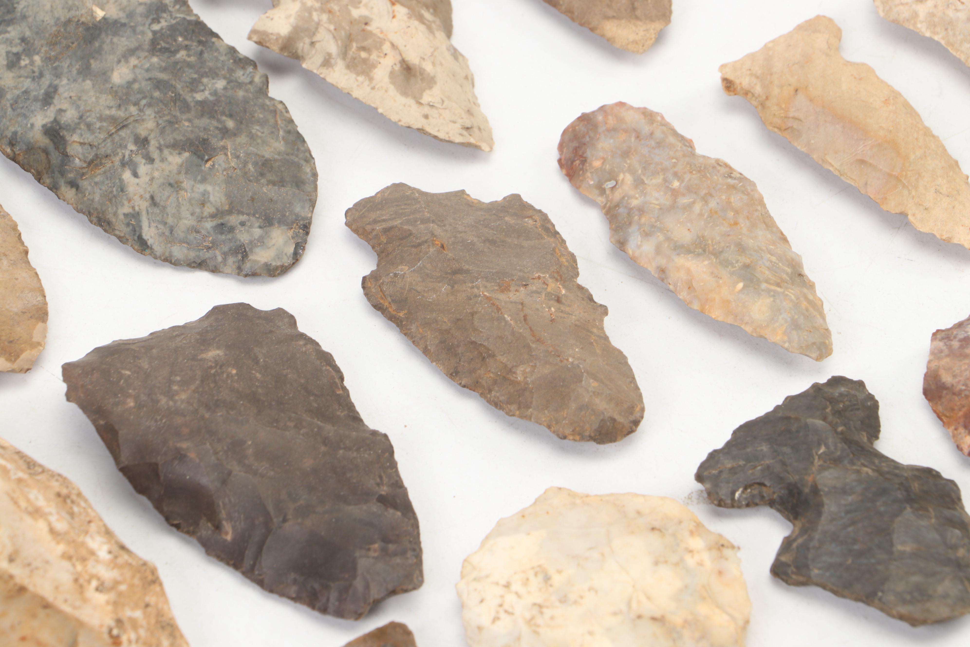 Early Native American Type Knapped Stone Projectile Points and Tools