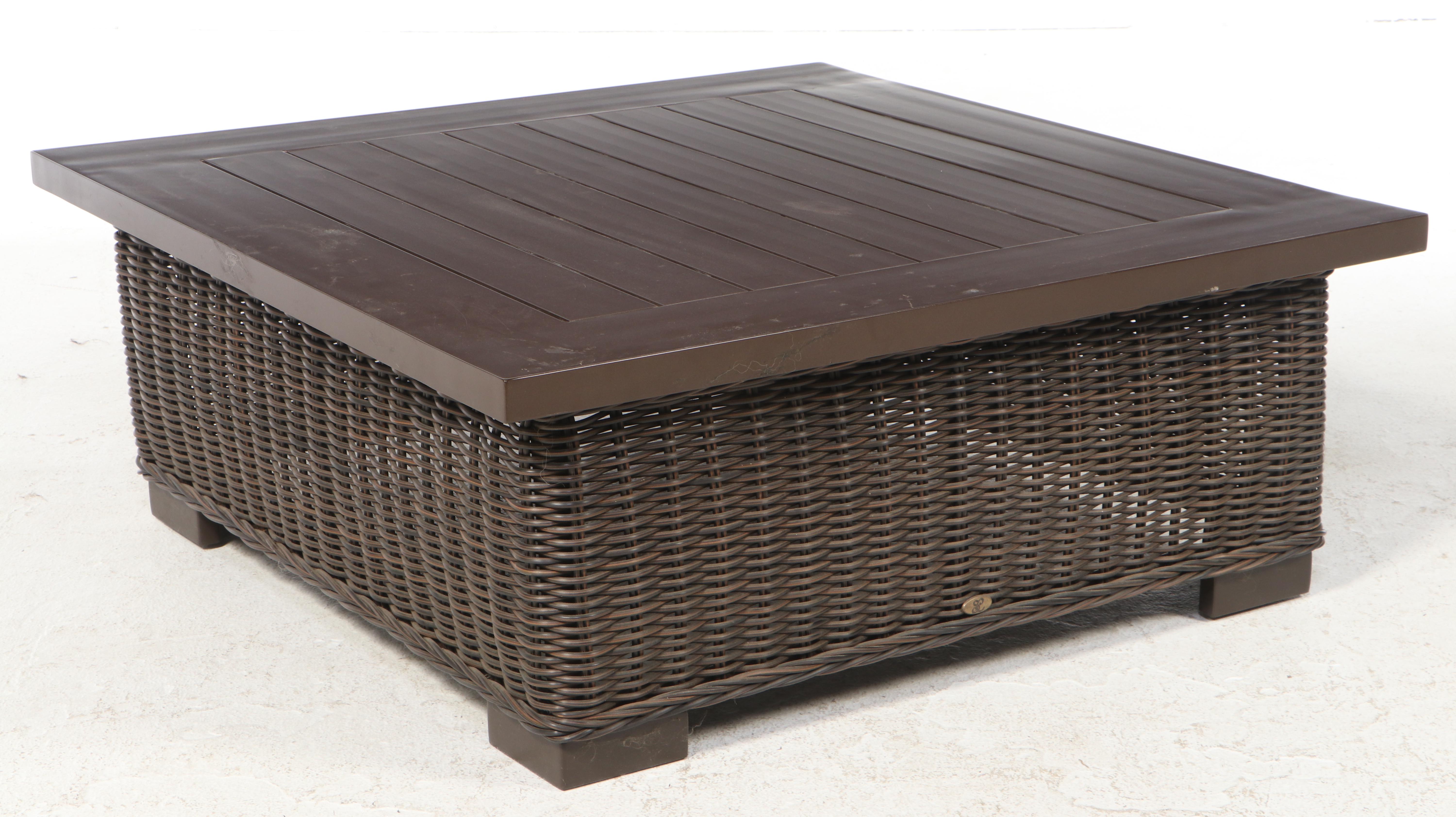 Five-Piece Summer Classics Resin Wicker Sectional Sofa Plus Coffee Table