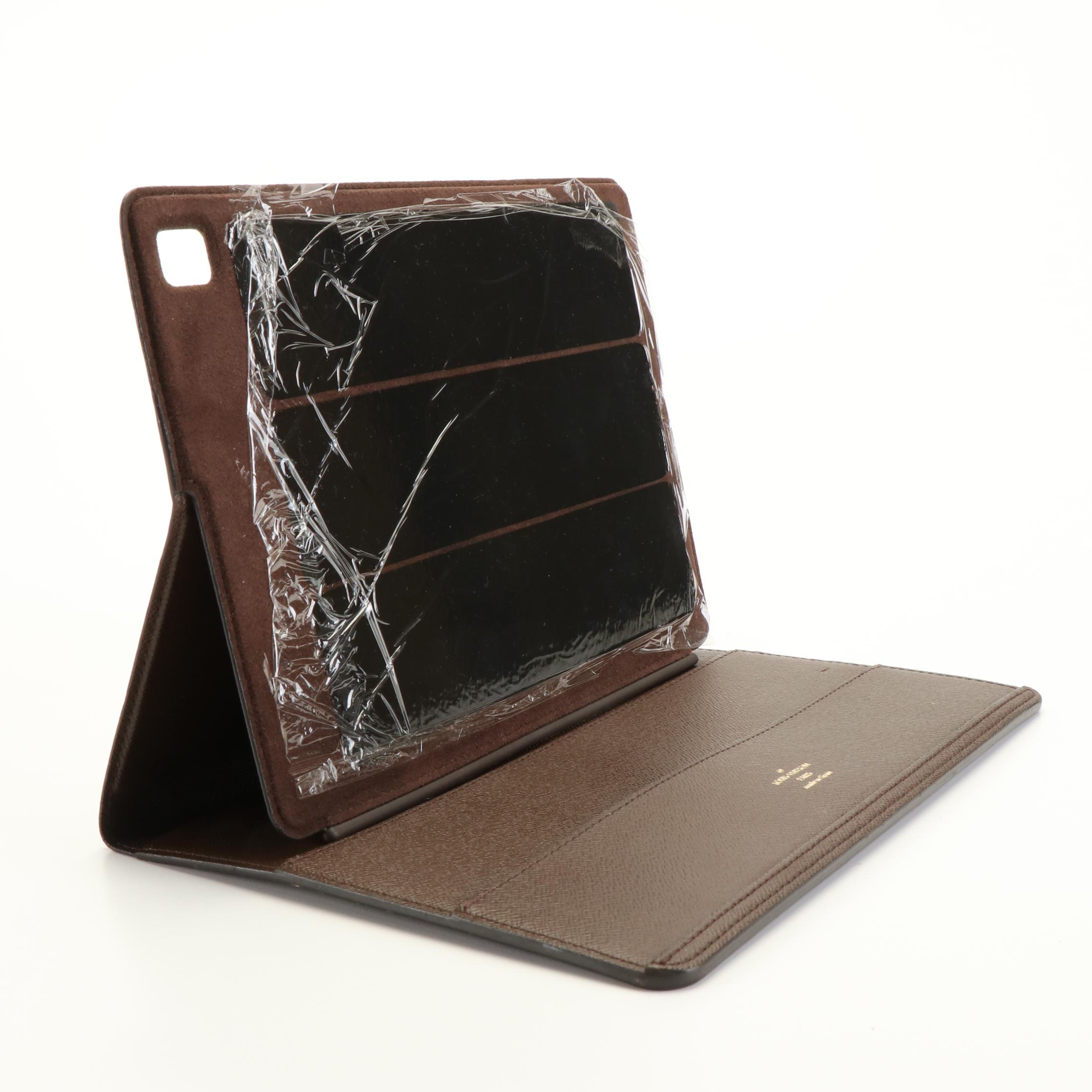 Louis Vuitton iPad Cover in Monogram Canvas