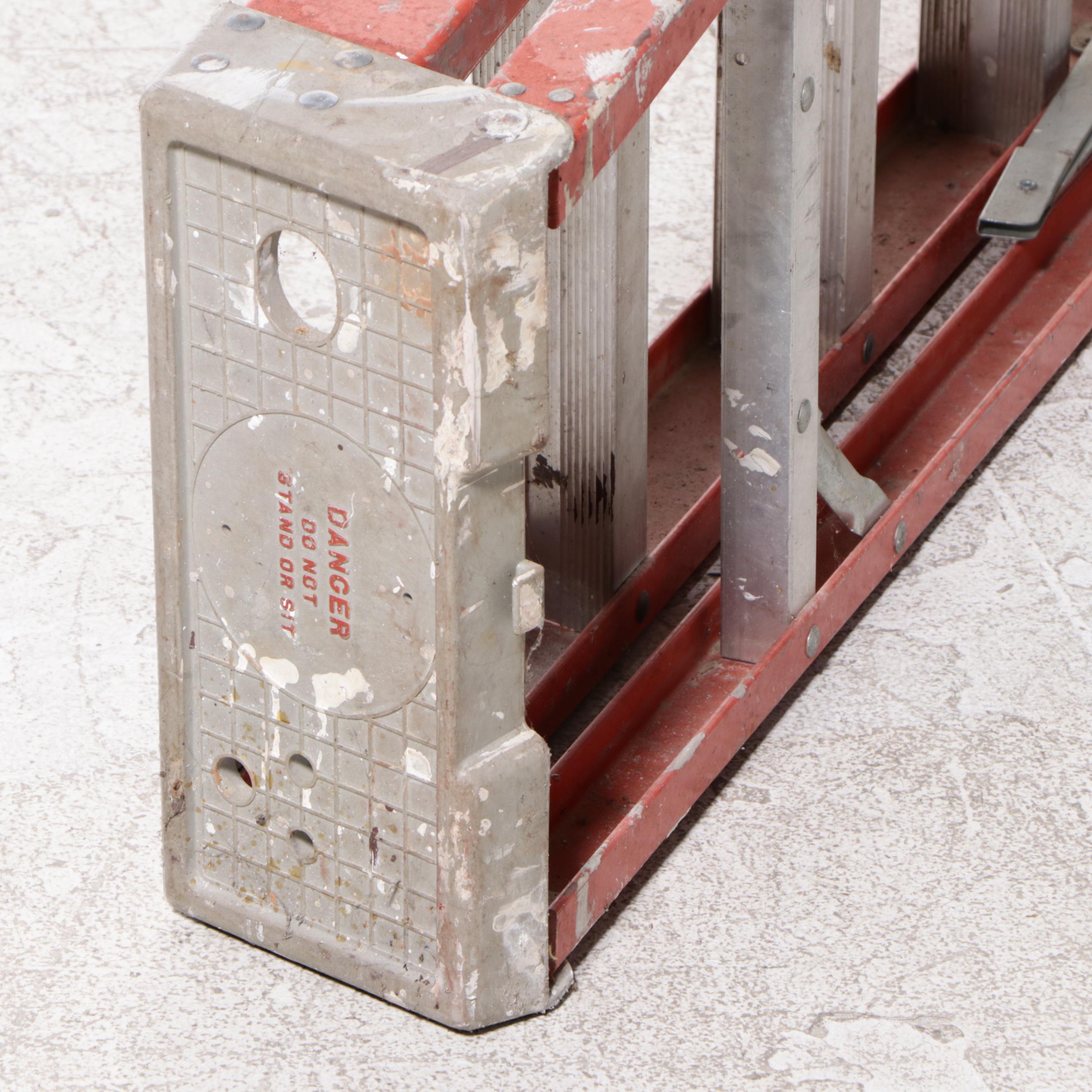 Louisville 10' Aluminum Step Ladder