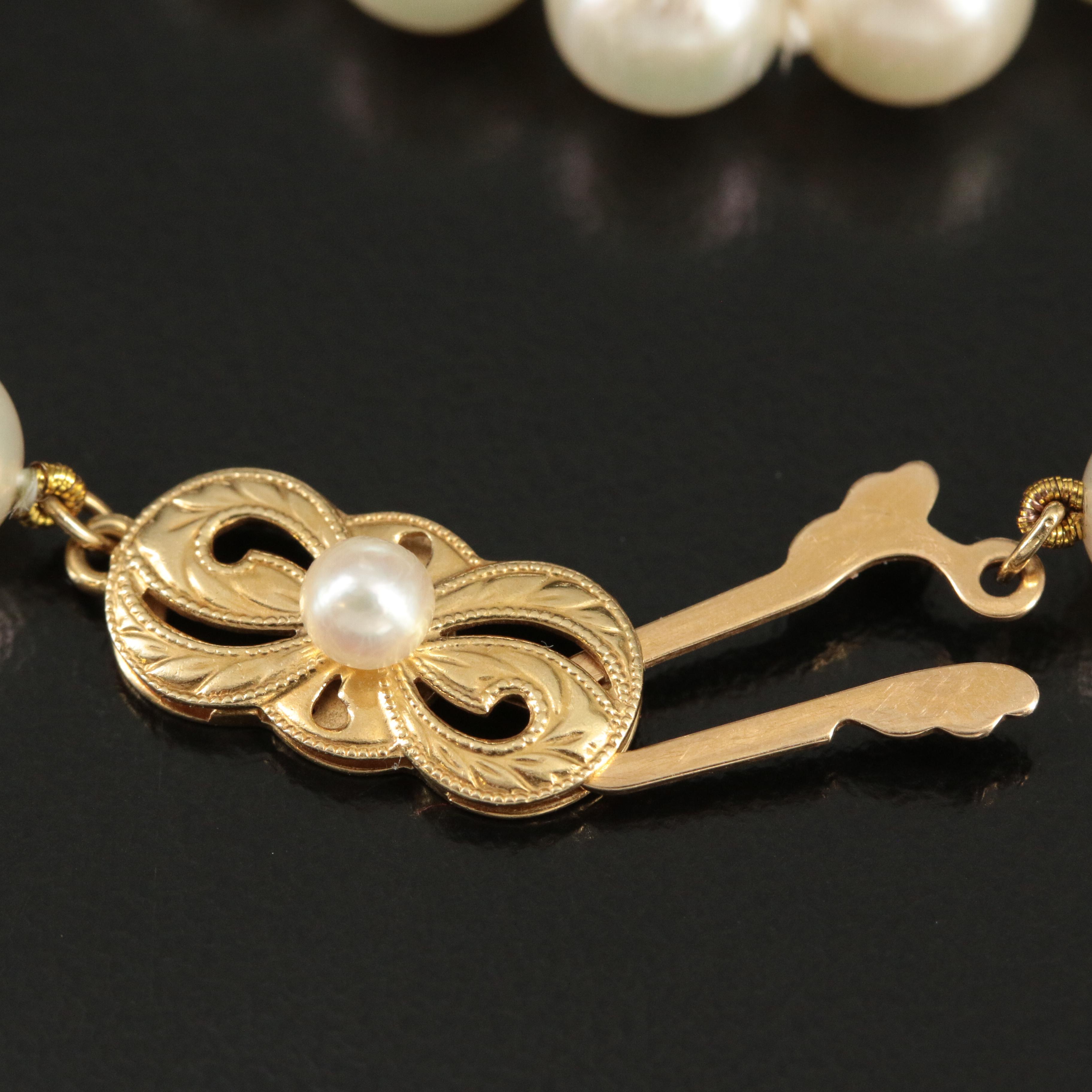 Mikimoto Pearl Bracelet with 18K Clasp