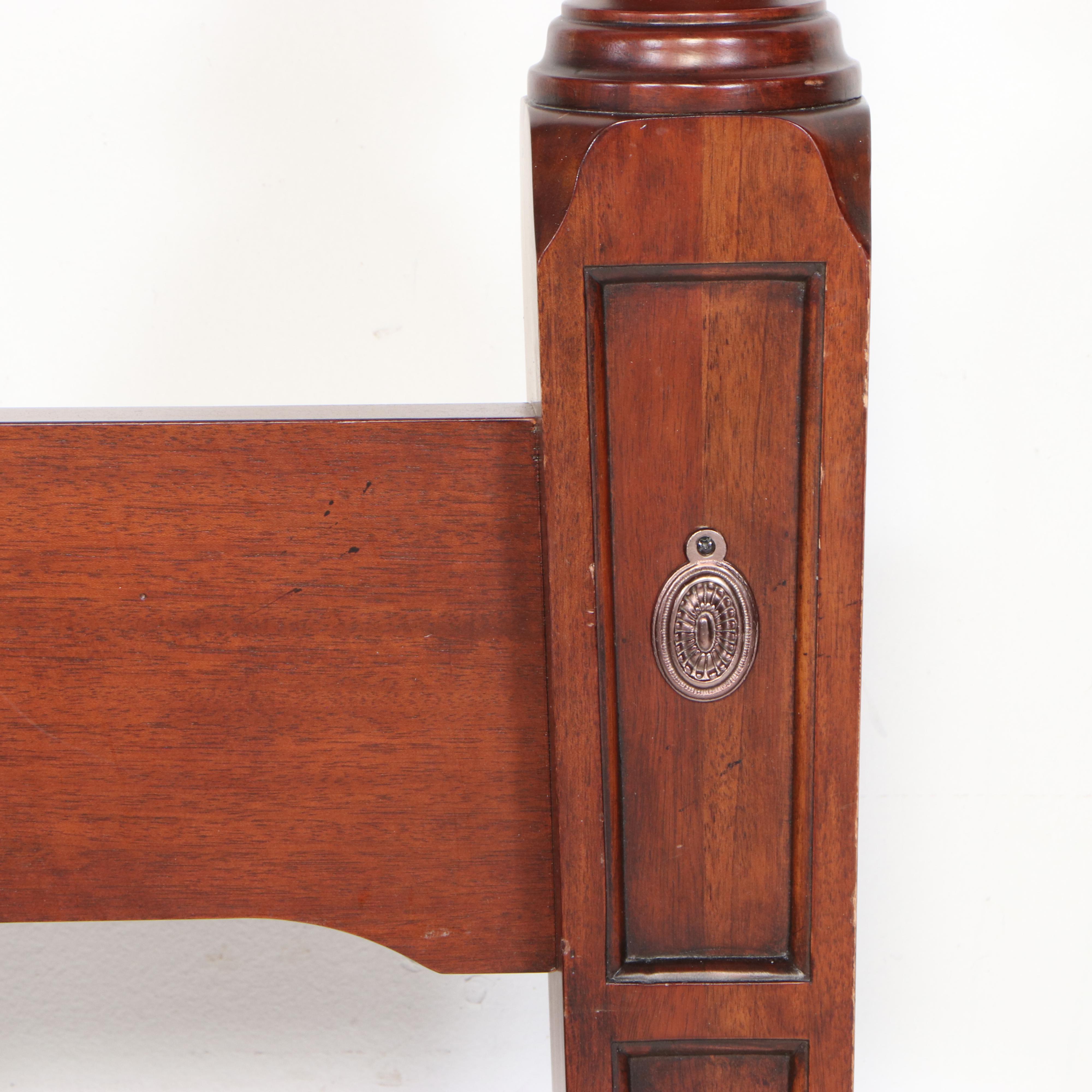 Ethan Allen "Laurel" Federal Style Mahogany King Size Four-Post Bed Frame