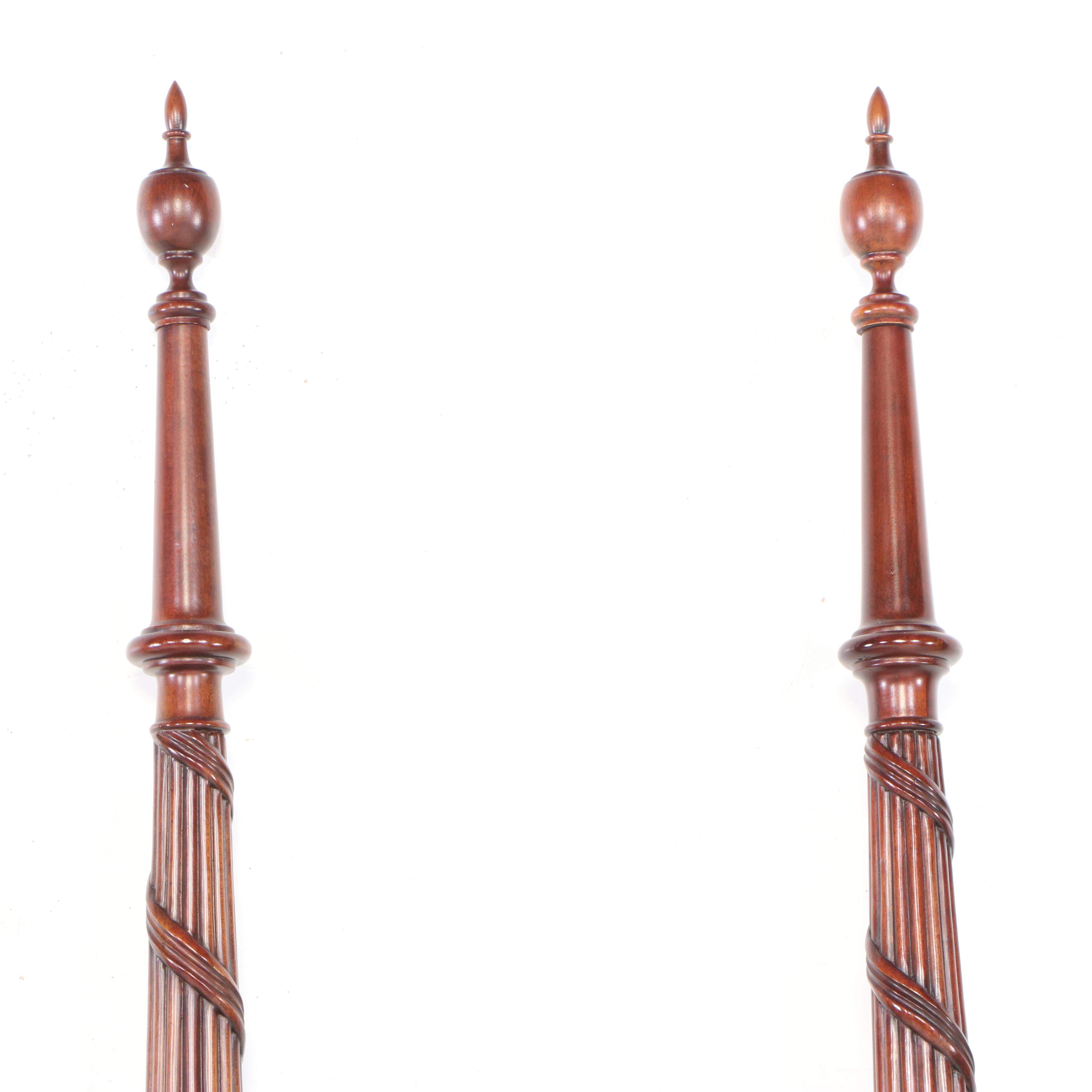 Ethan Allen "Laurel" Federal Style Mahogany King Size Four-Post Bed Frame