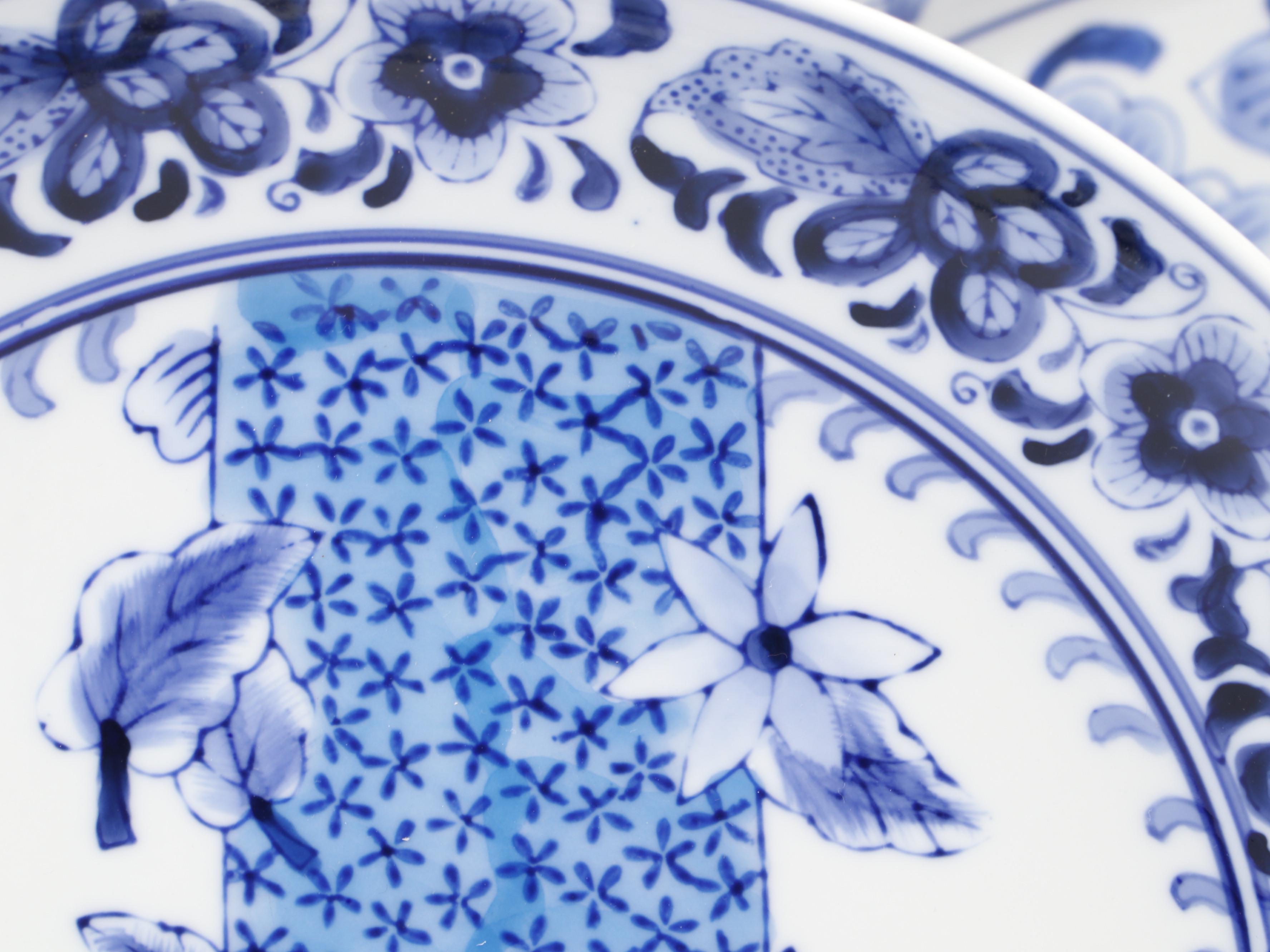 Chinese Style Blue and White Porcelain Dinnerware