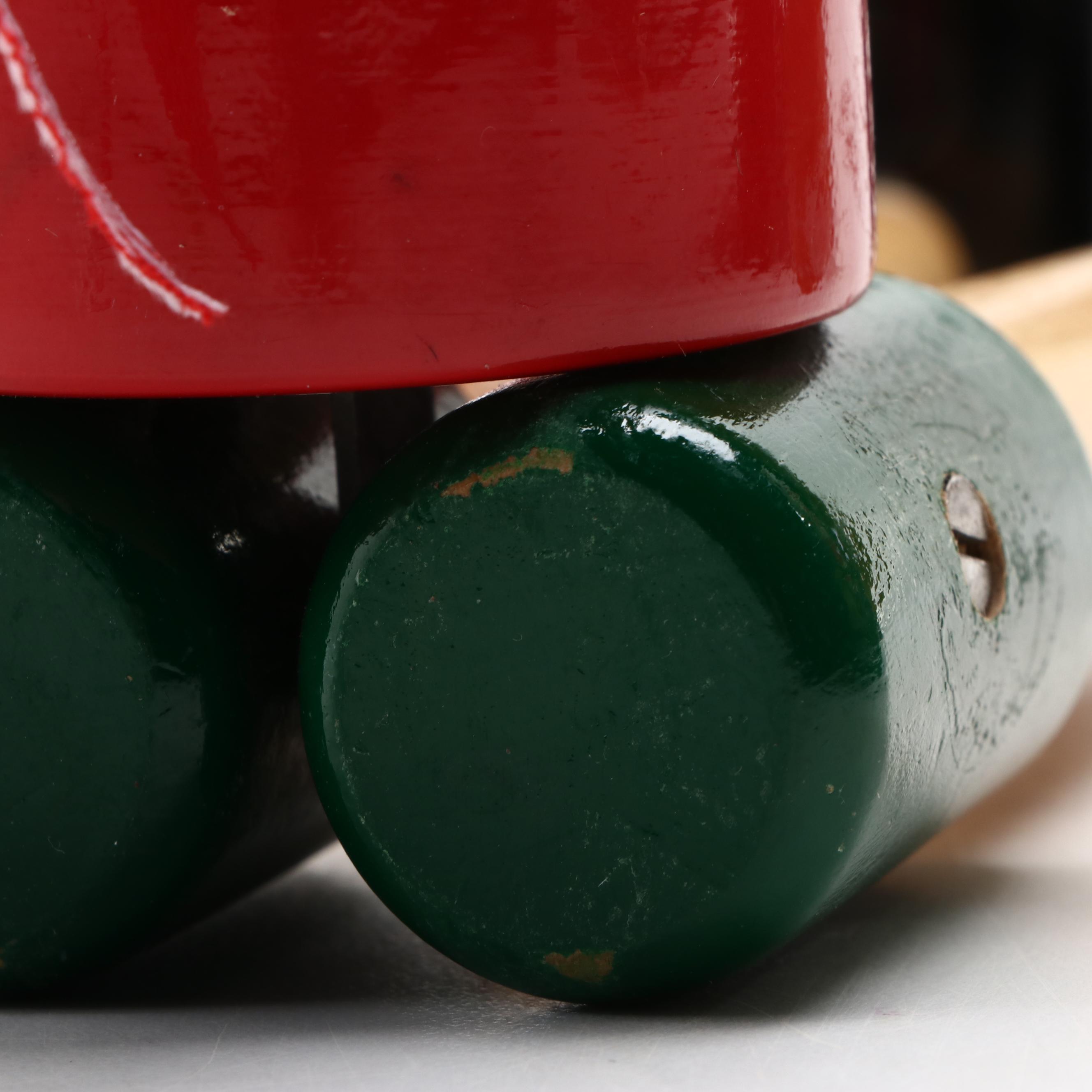 Holzkunst Santa Claus Nutcracker with Christmas Pinocchio Figurine