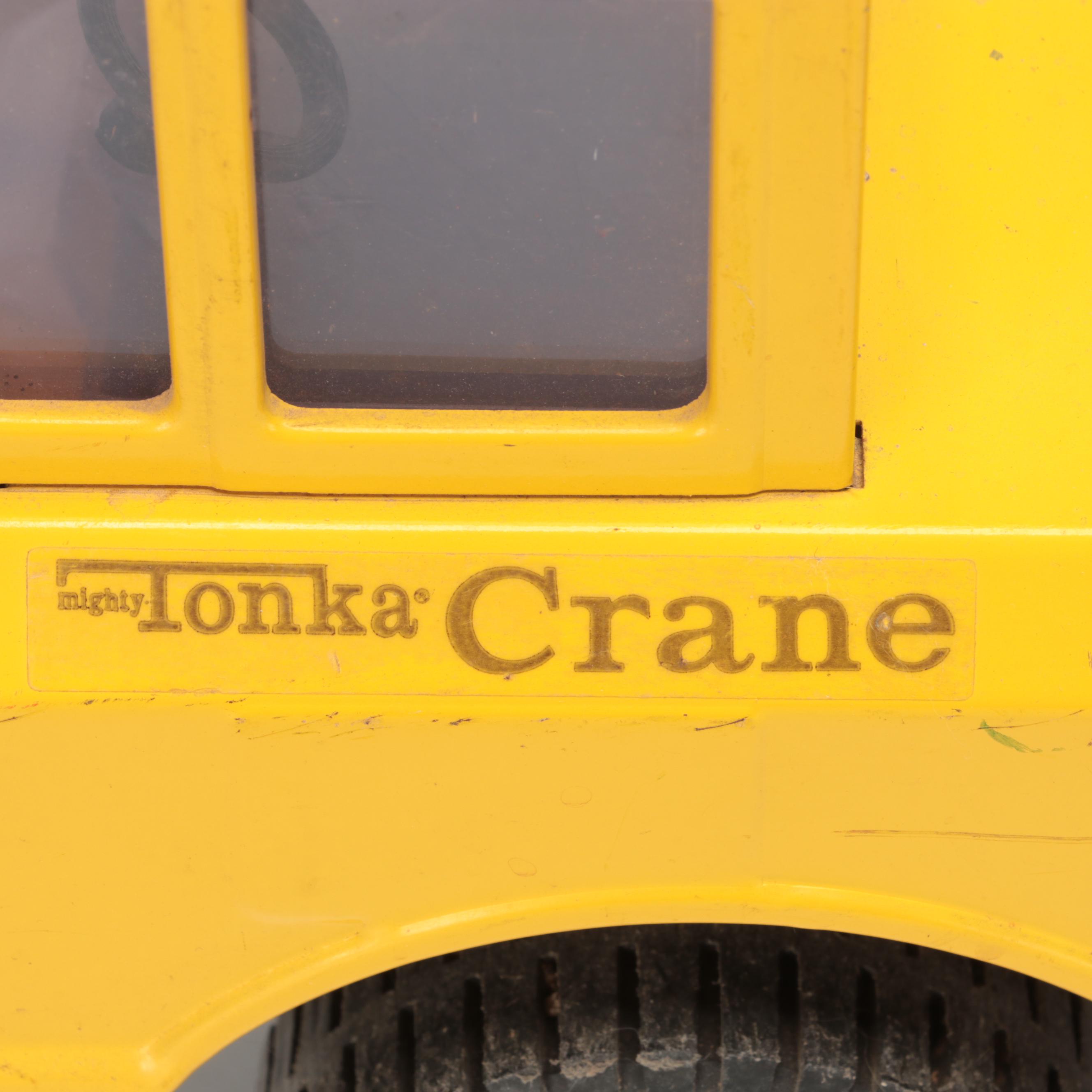First Generation Tonka Tin Litho Hydraulic Dump Truck and Mobile Crane