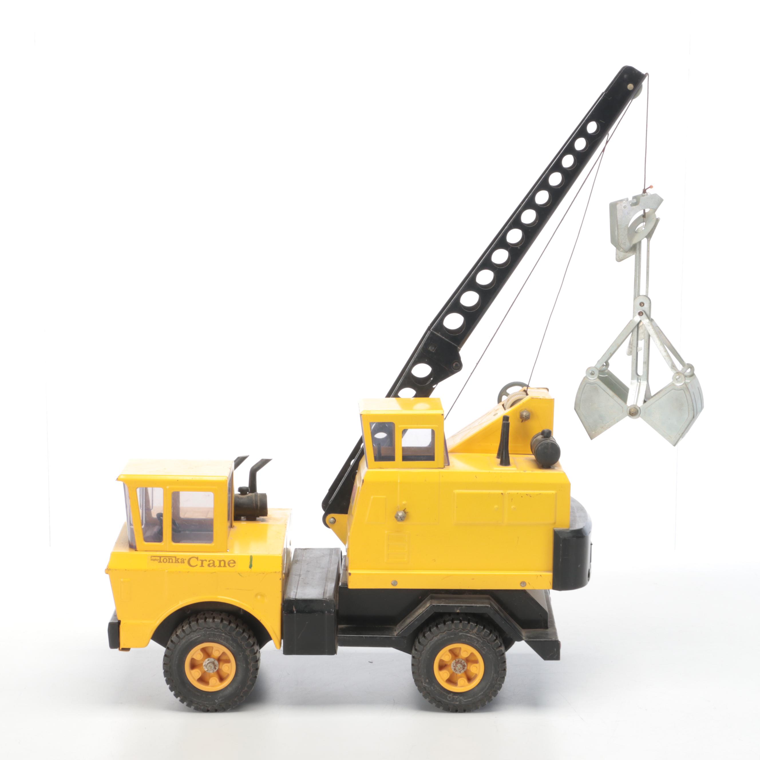 First Generation Tonka Tin Litho Hydraulic Dump Truck and Mobile Crane