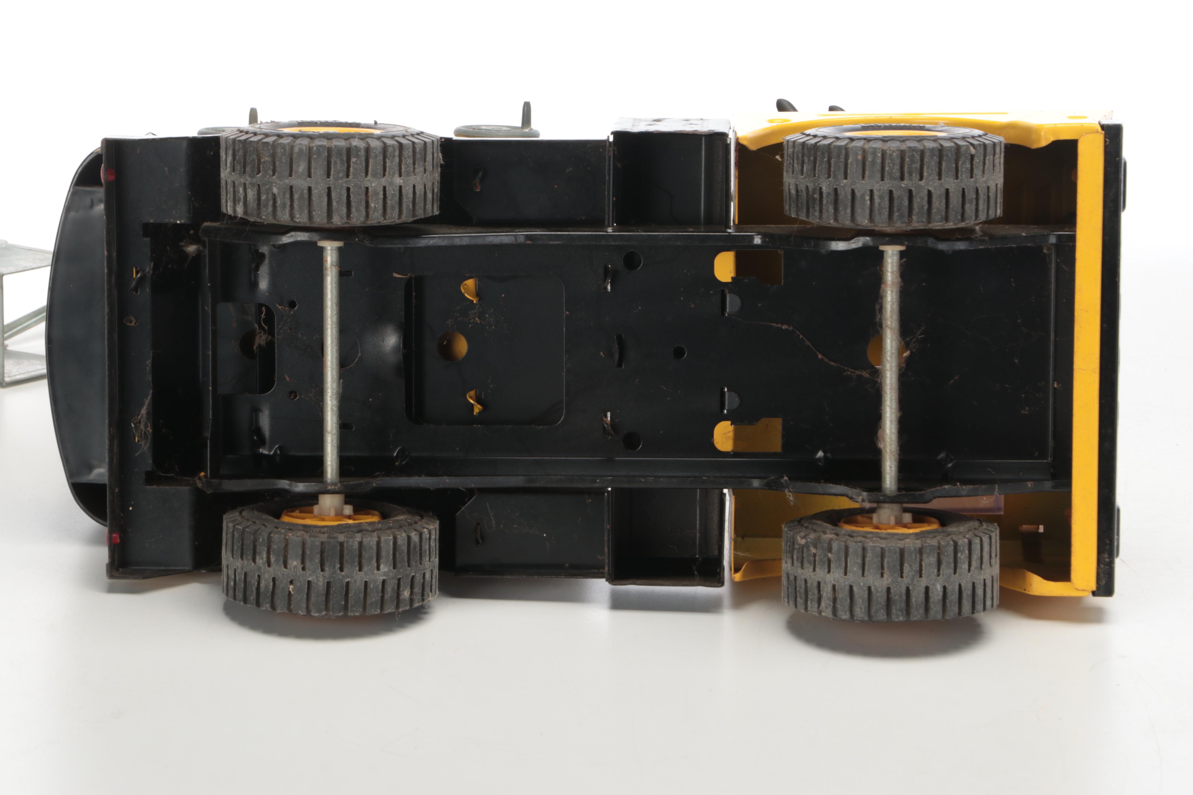 First Generation Tonka Tin Litho Hydraulic Dump Truck and Mobile Crane