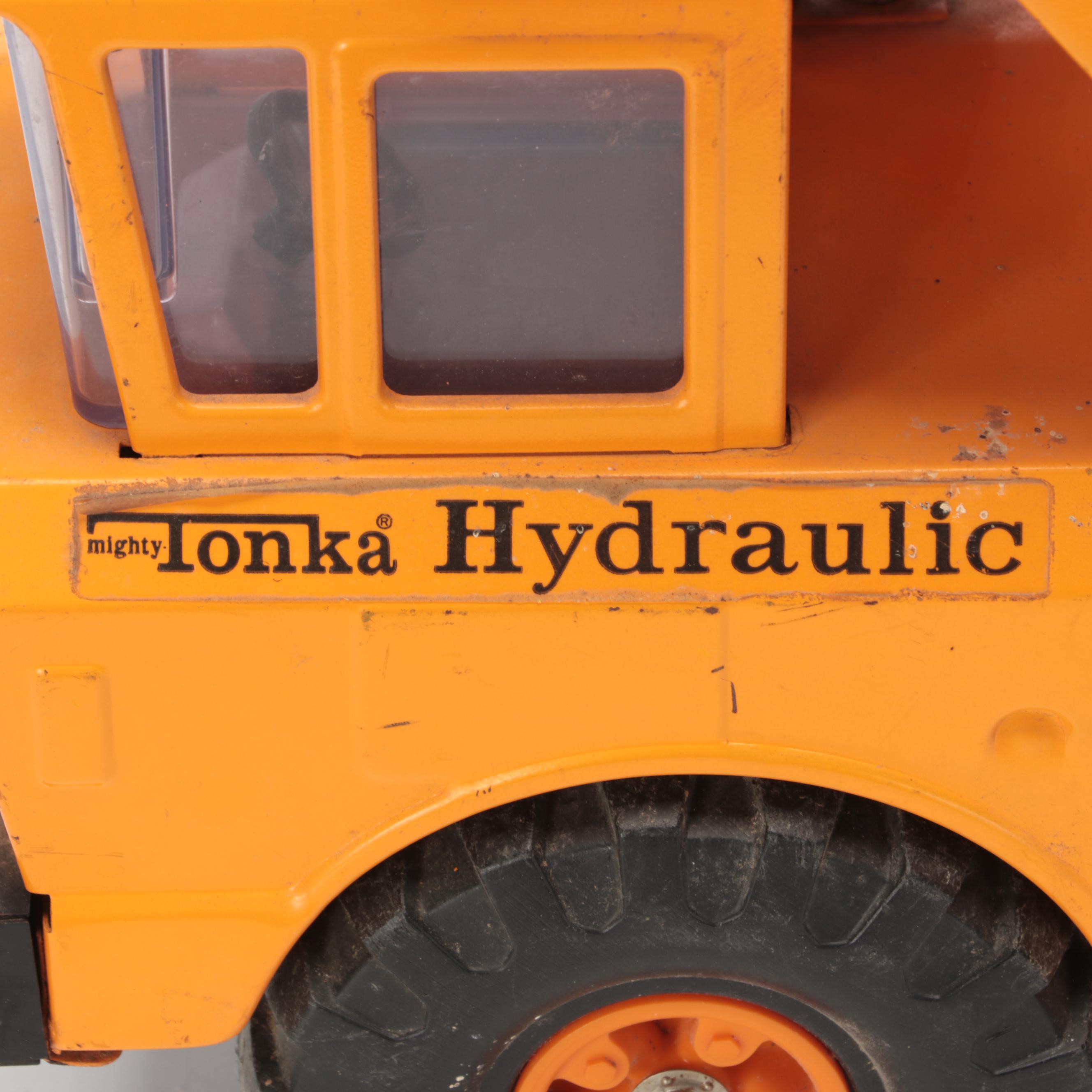 First Generation Tonka Tin Litho Hydraulic Dump Truck and Mobile Crane