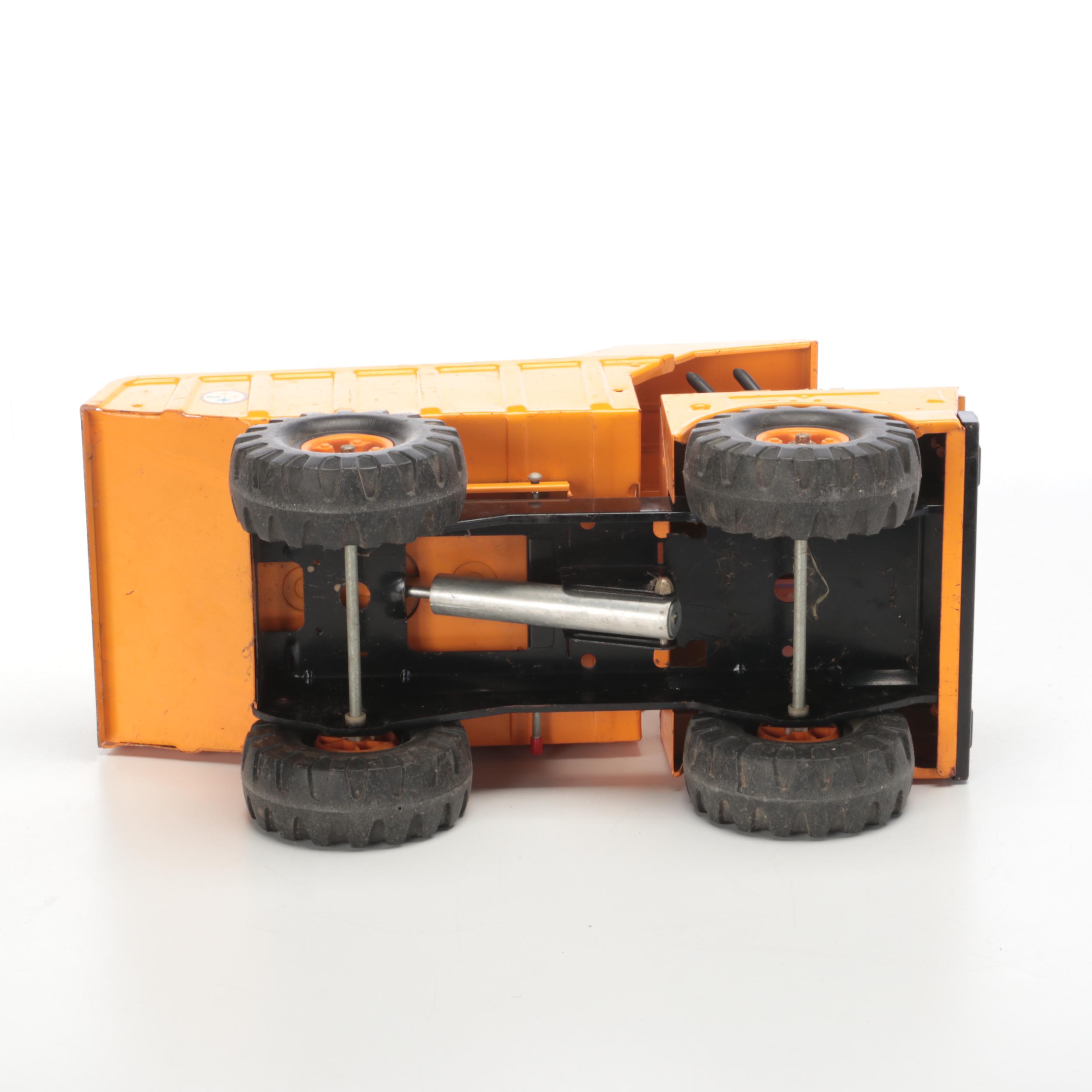 First Generation Tonka Tin Litho Hydraulic Dump Truck and Mobile Crane