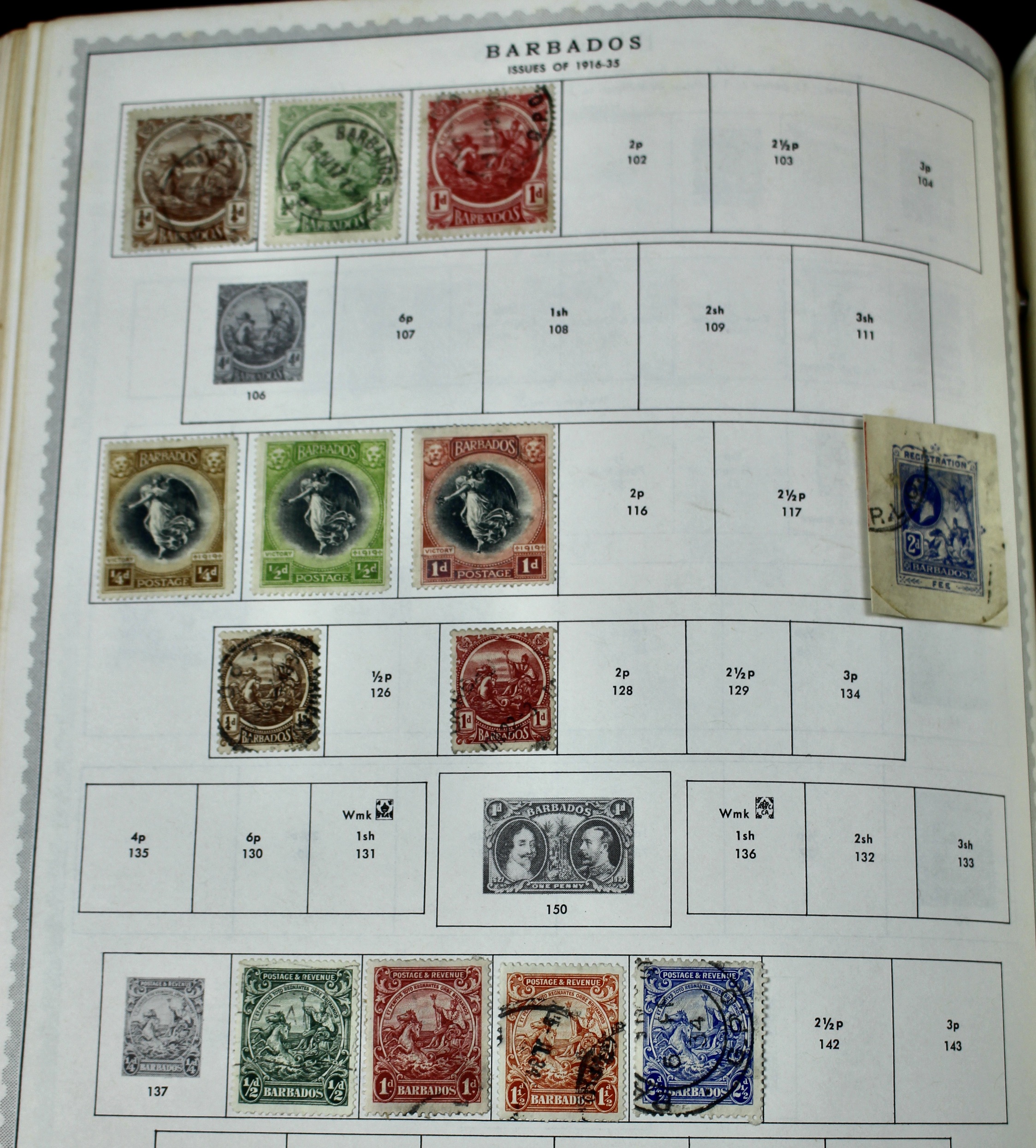 Minkus Supreme Global Stamp Album (A-D)