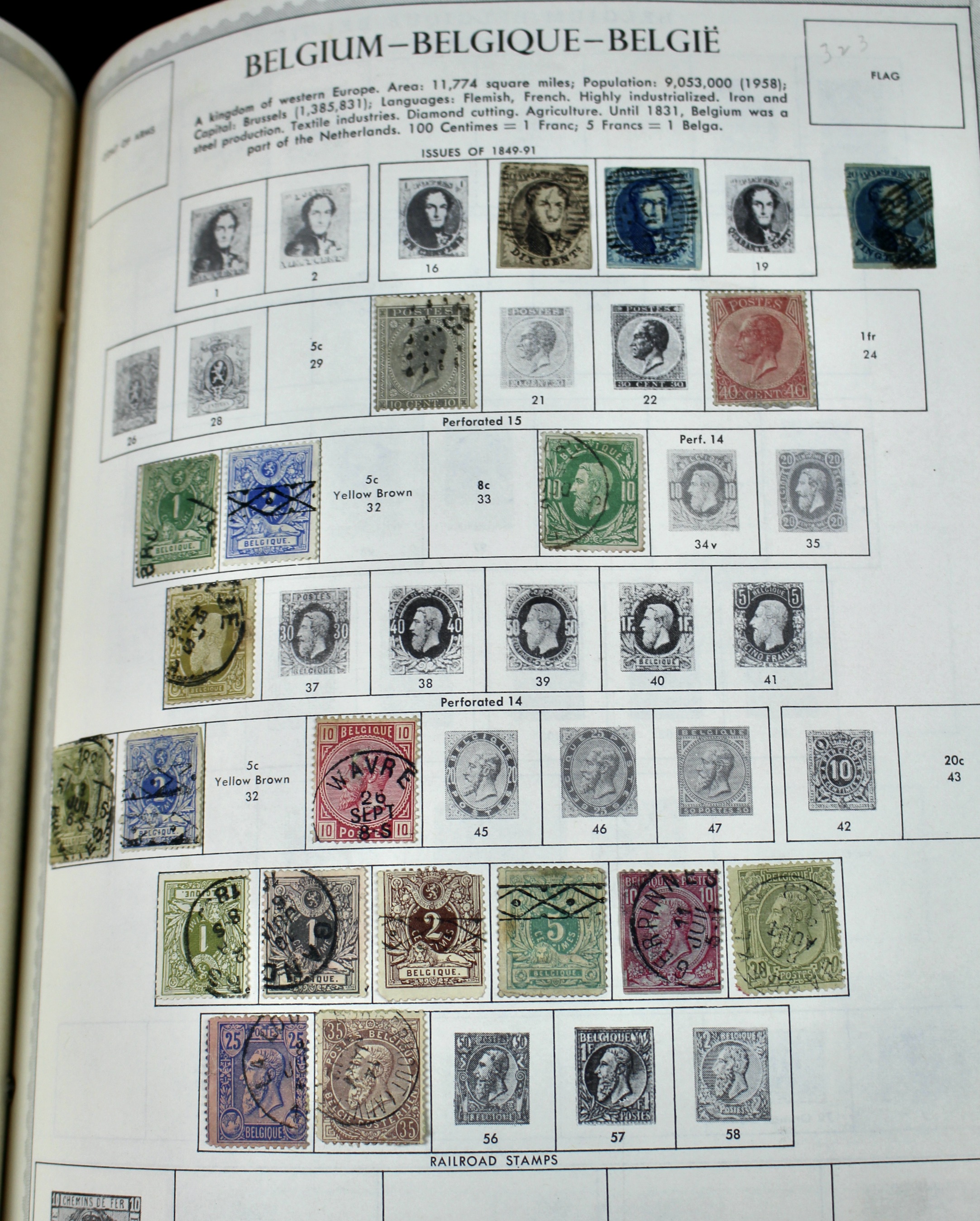 Minkus Supreme Global Stamp Album (A-D)