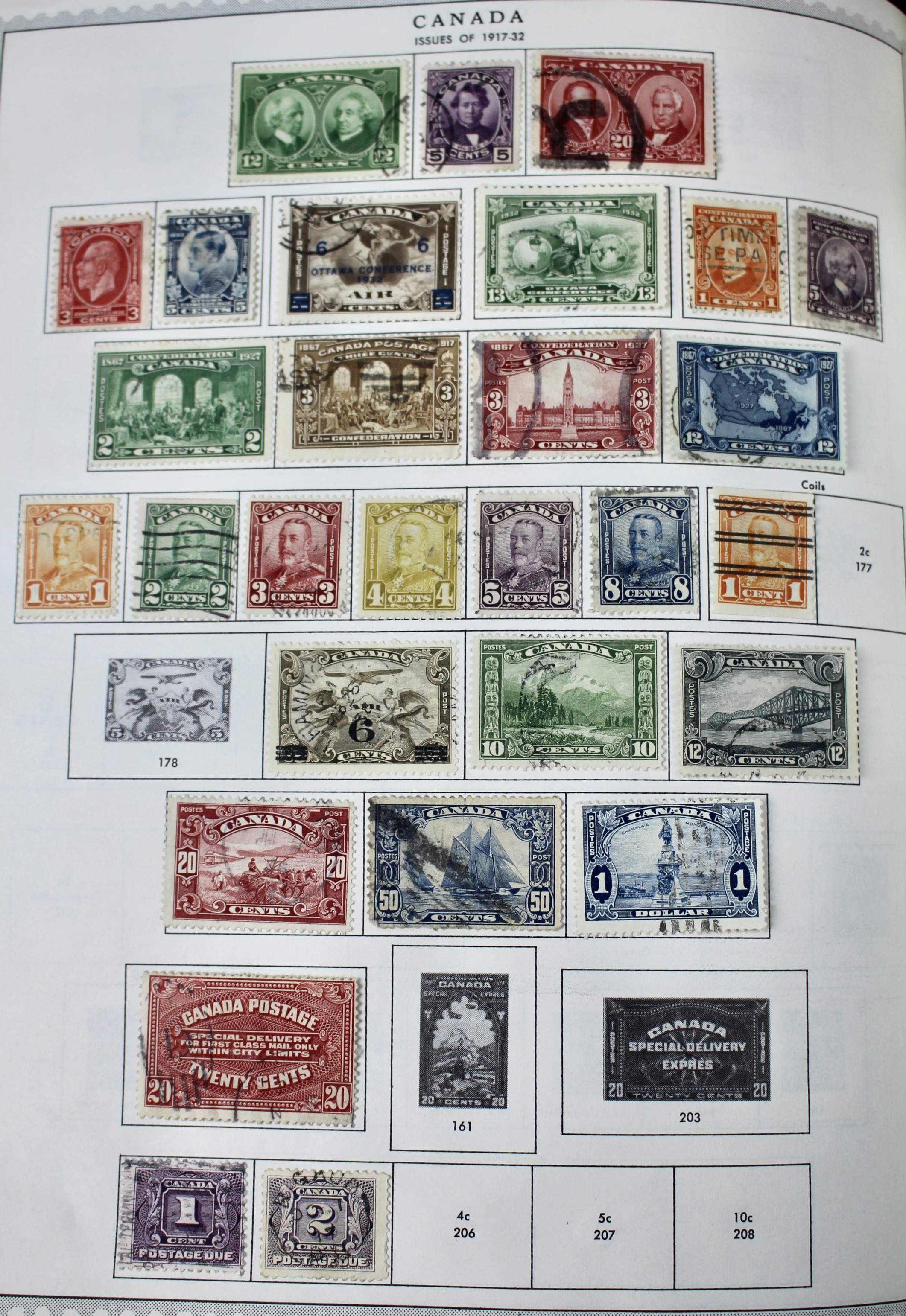 Minkus Supreme Global Stamp Album (A-D)