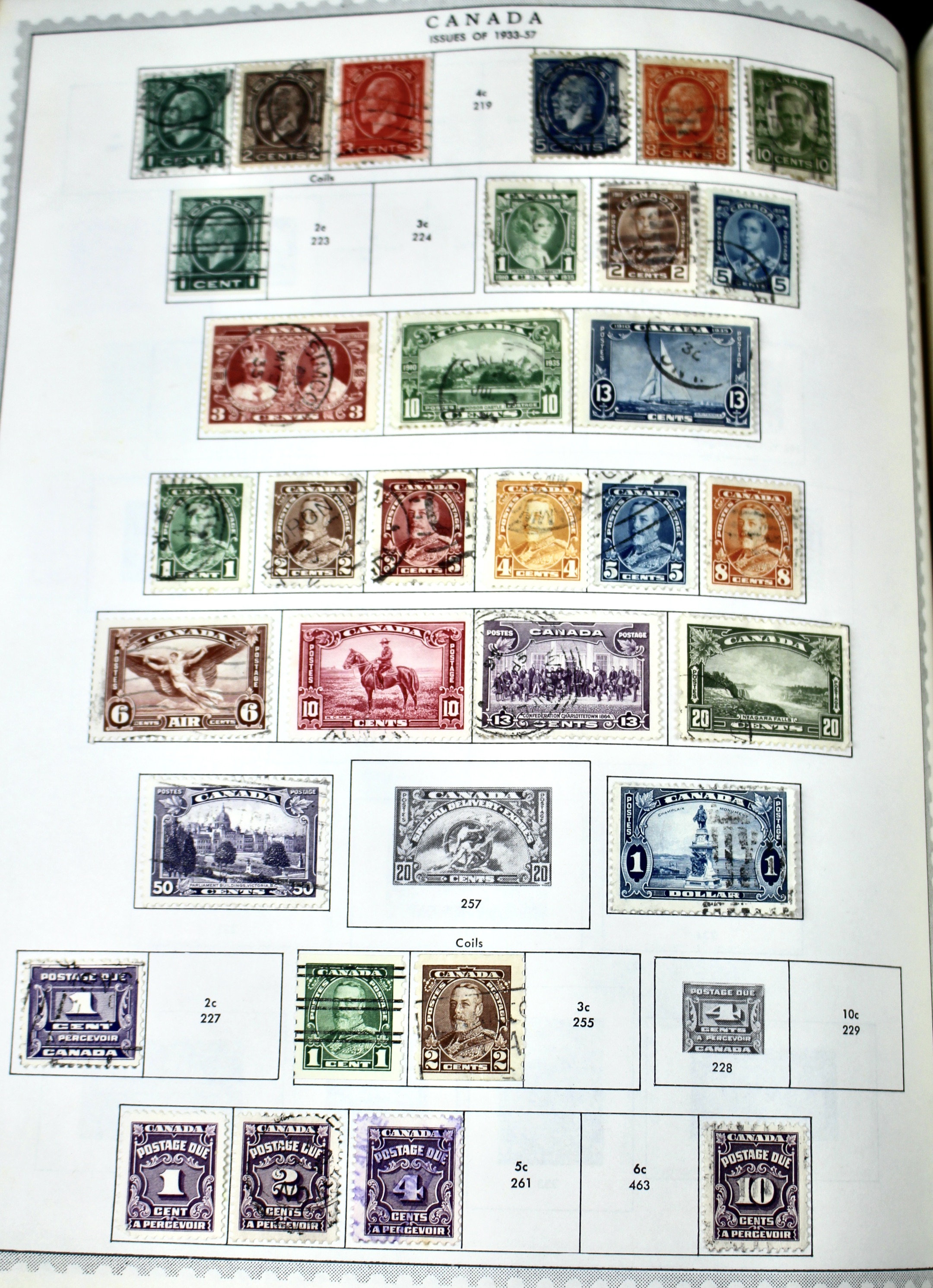 Minkus Supreme Global Stamp Album (A-D)