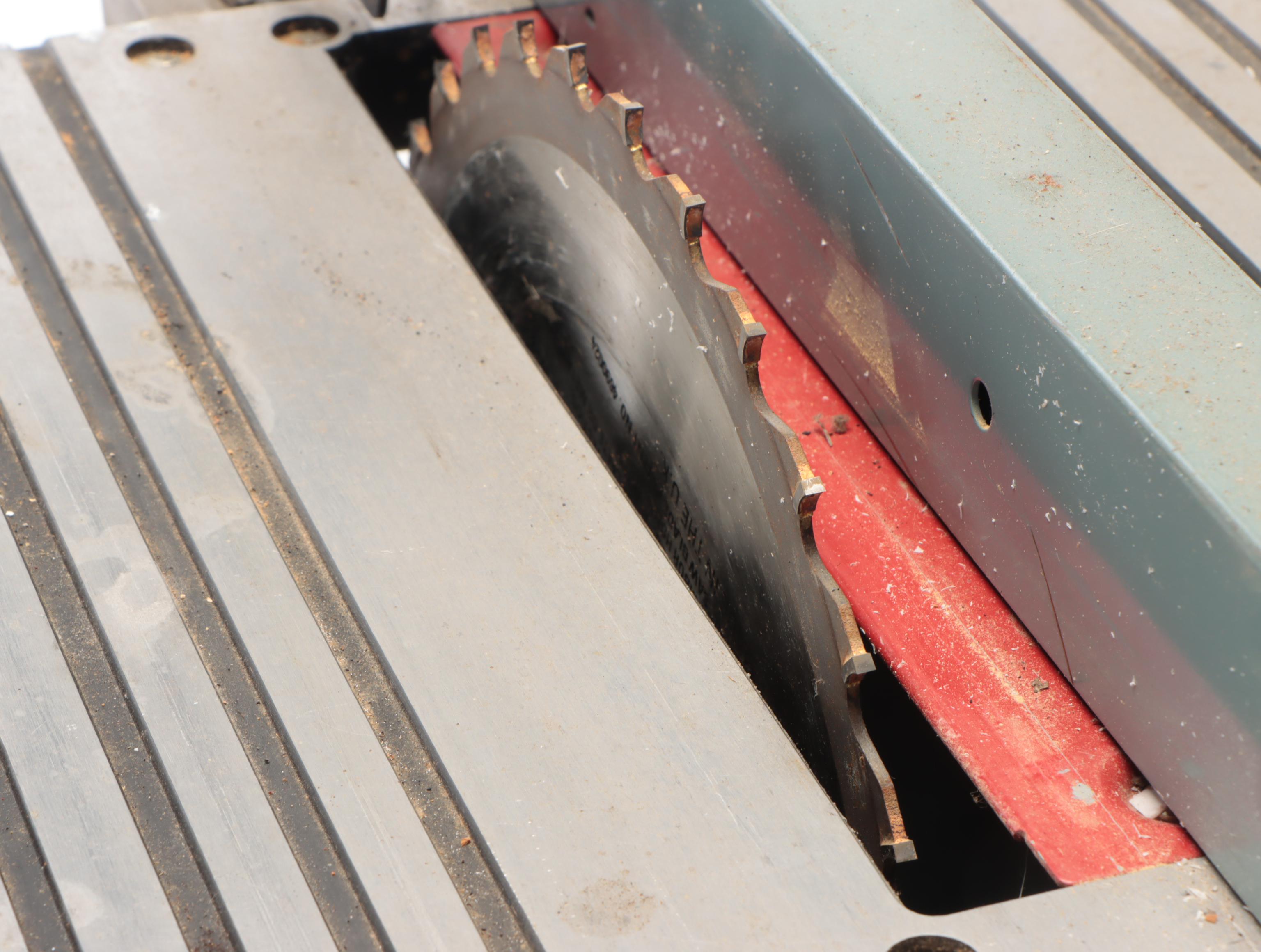 Delta 10" Motorized Bench Saw