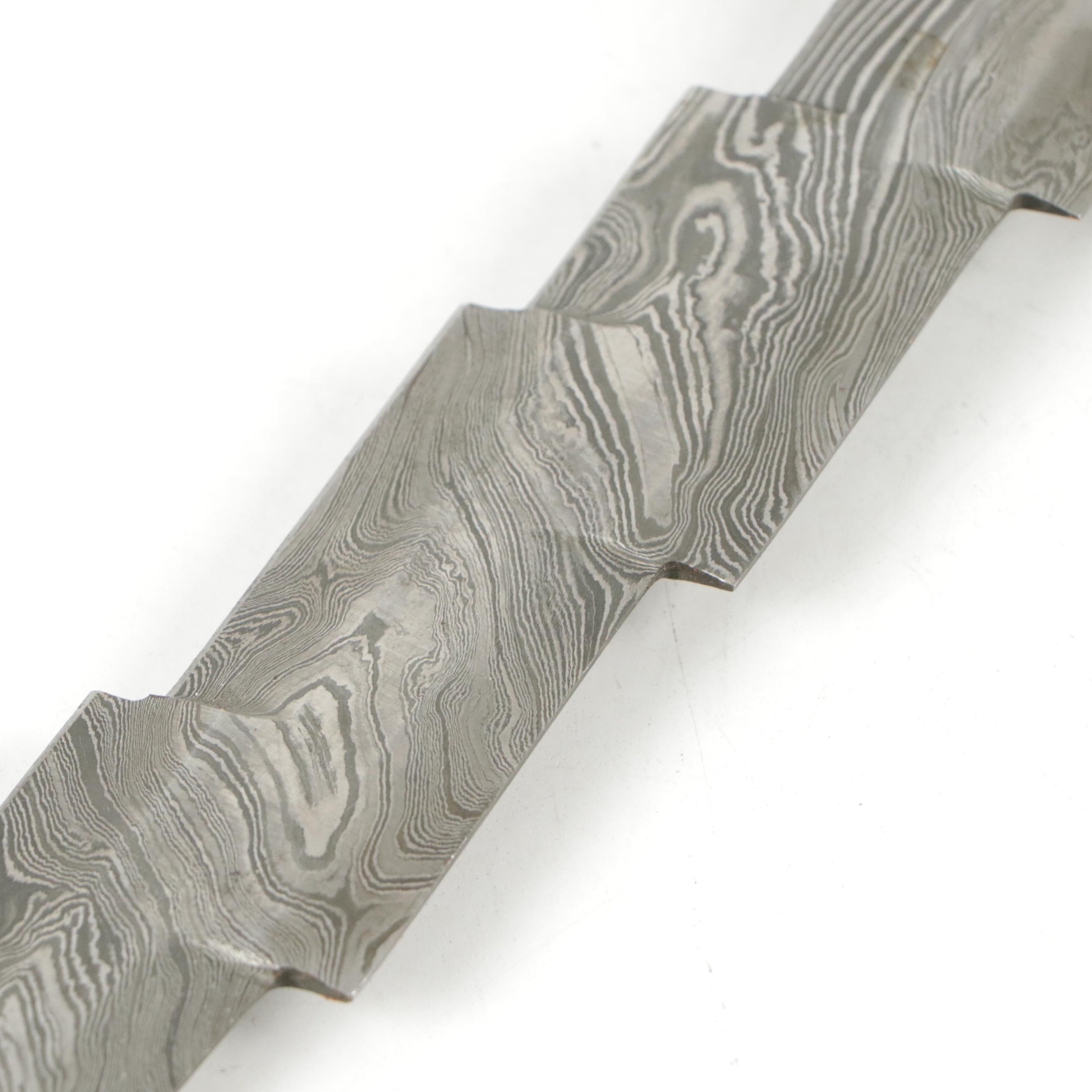 Damascus Steel Fixed Blade Hunting Knife with Leather Scabbard