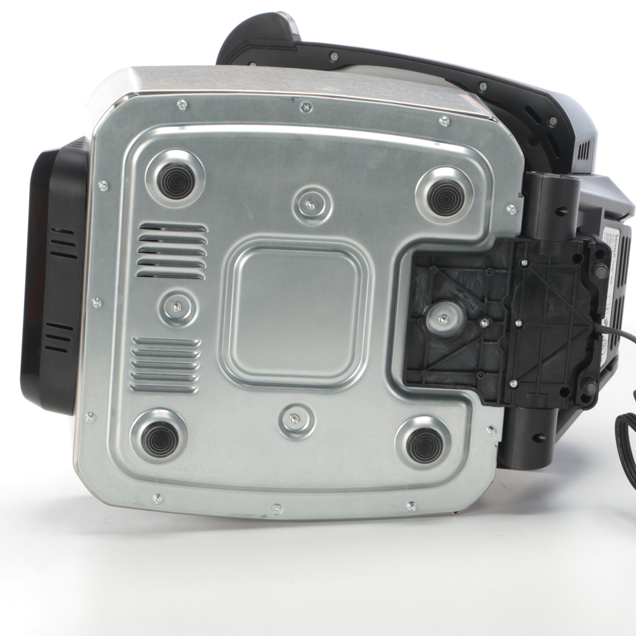 Ninja Foodi Grill, Hamilton Beach Juicer, Sous Vide Container and Thermometer