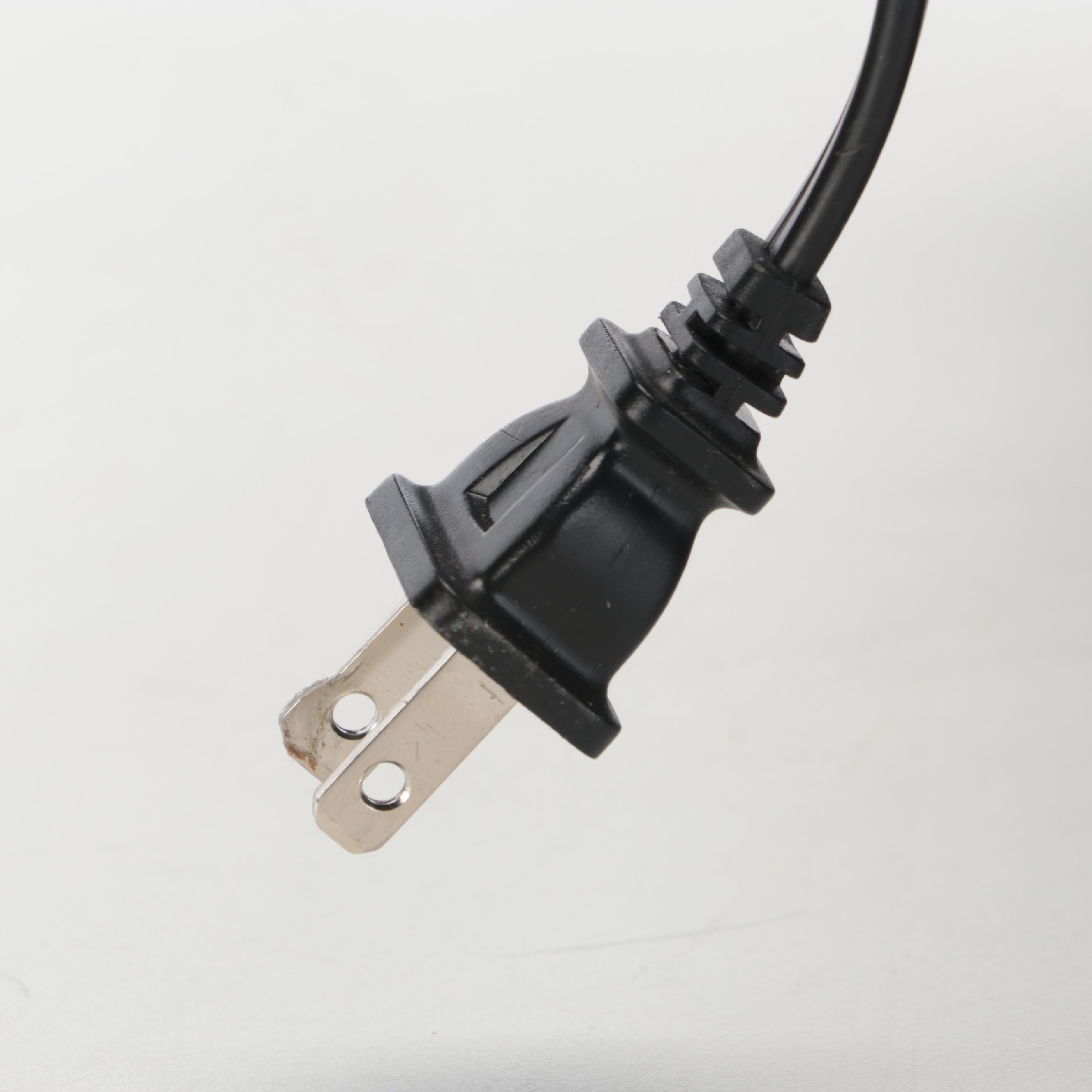 Ninja Foodi Grill, Hamilton Beach Juicer, Sous Vide Container and Thermometer