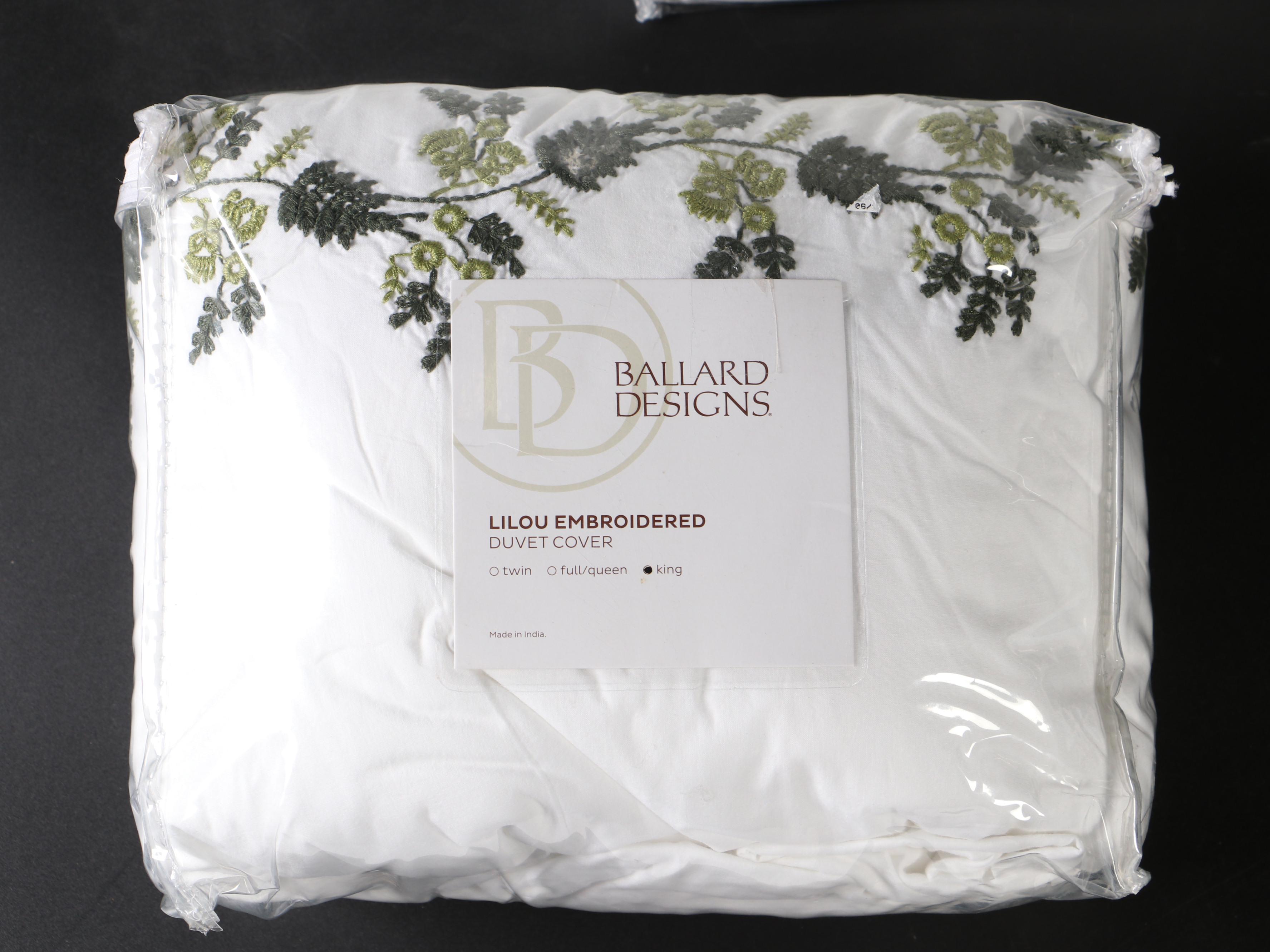 Ballard Designs Duvet Cover with Suzanne Kasler Pillow Cases and Duvet Cover