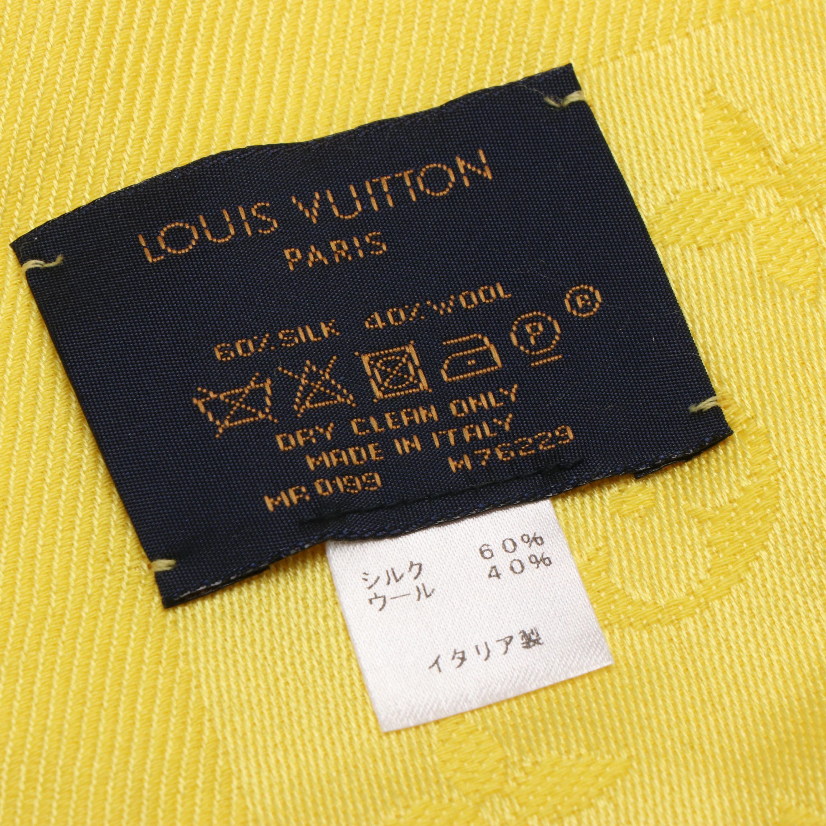 Louis Vuitton Monogram Shawl in Yellow Silk and Wool