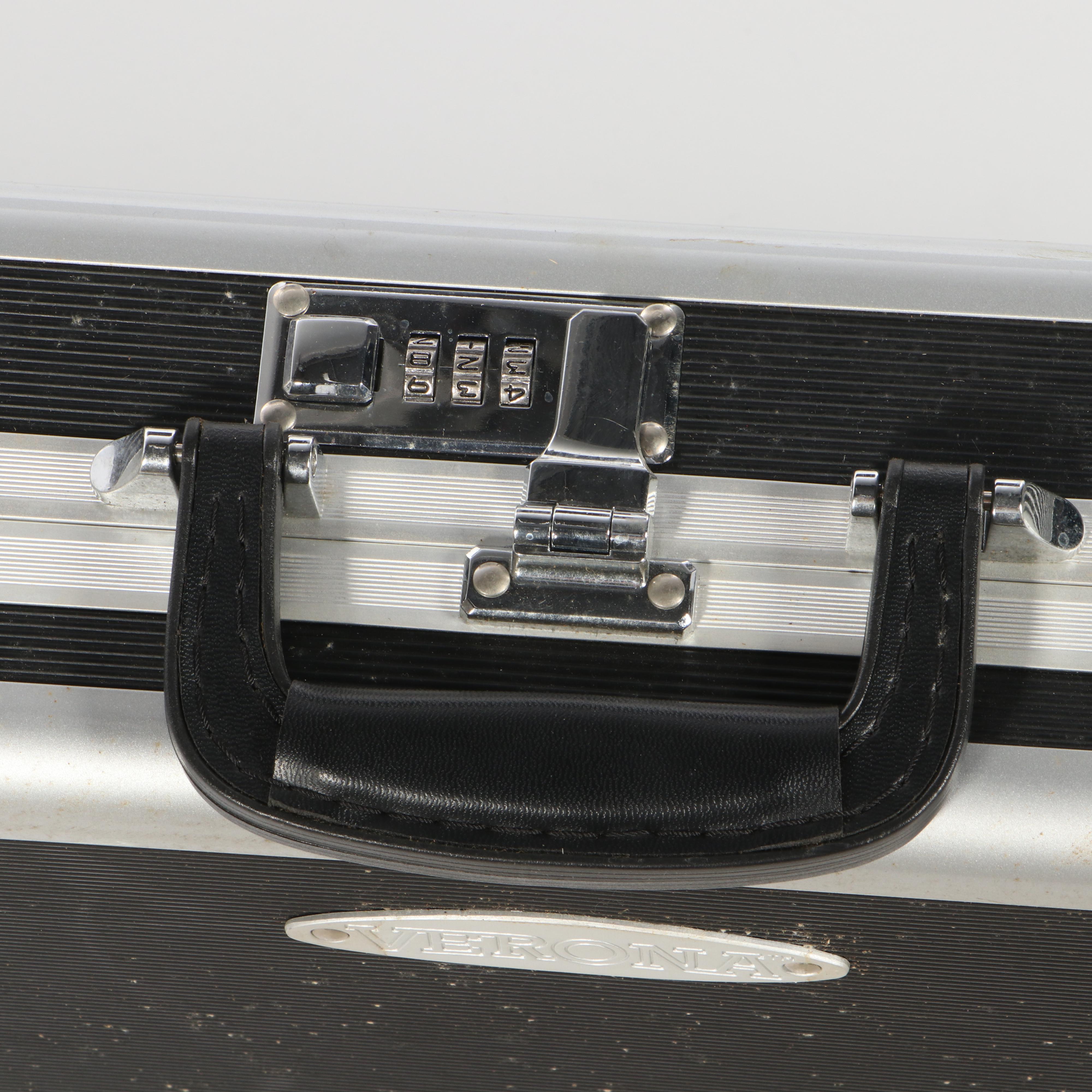 Verona Locking Rifle Case EBTH