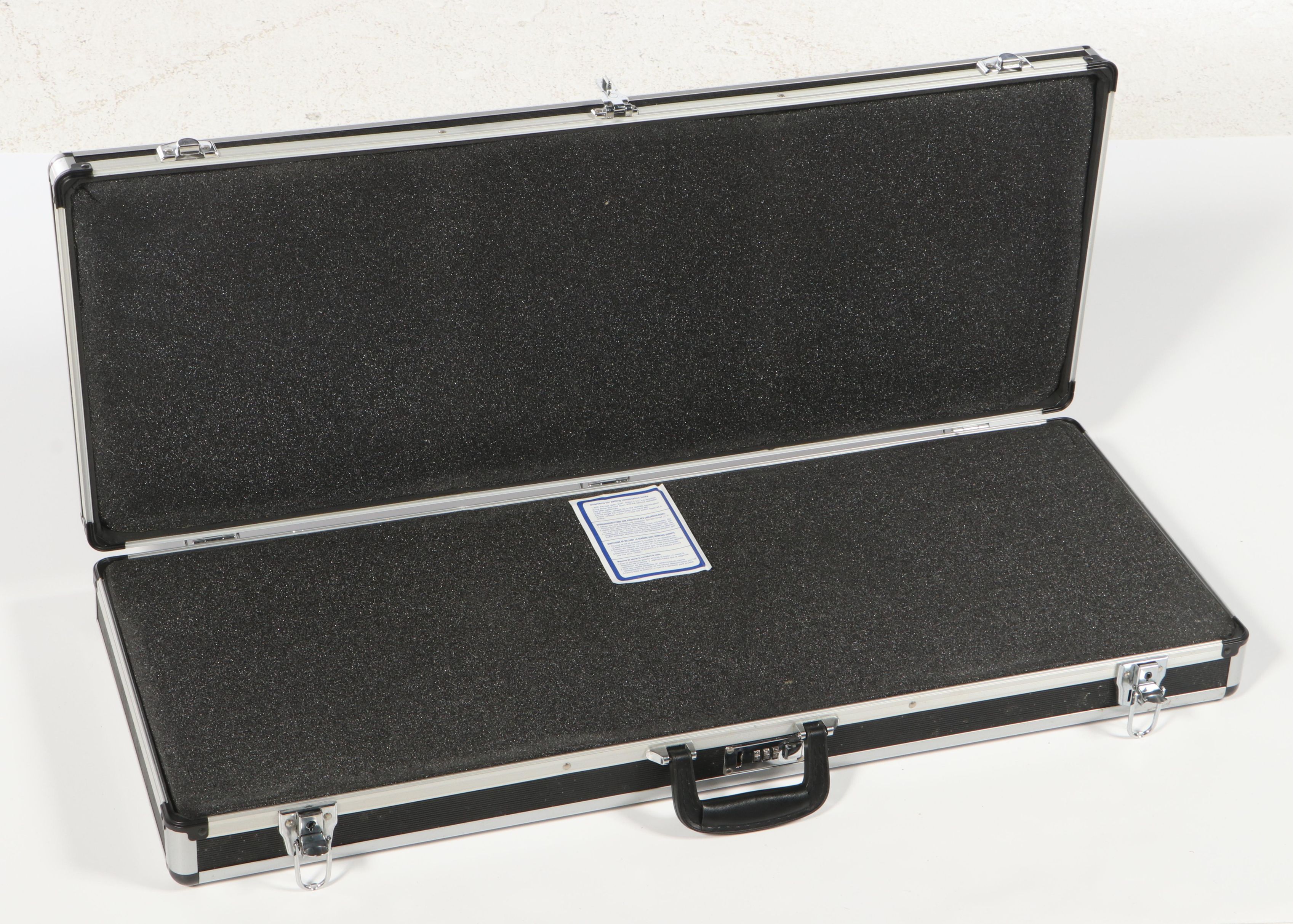 Verona Locking Rifle Case