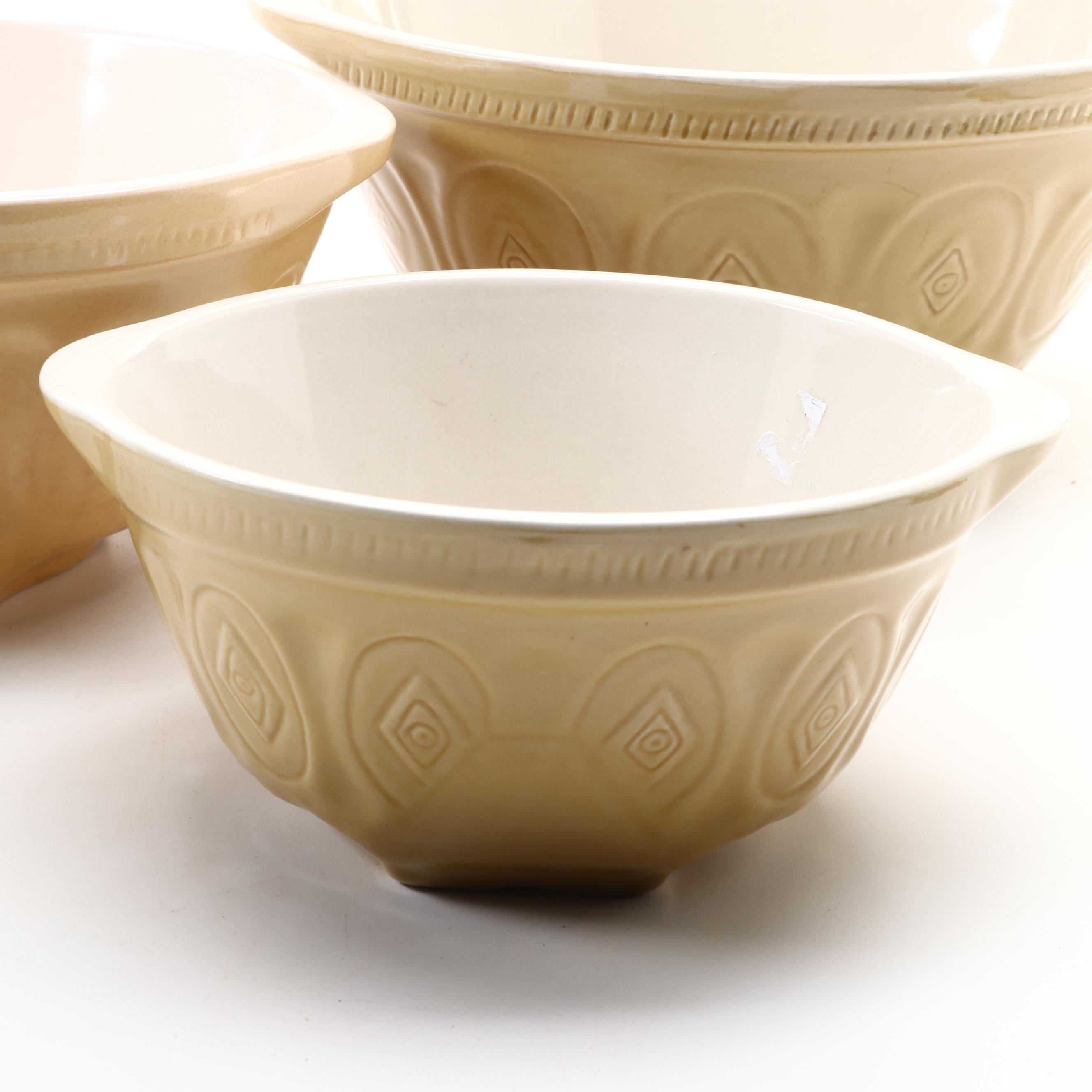 Ceramic Nesting Mixing Bowls, Mid to Late 20th Century EBTH