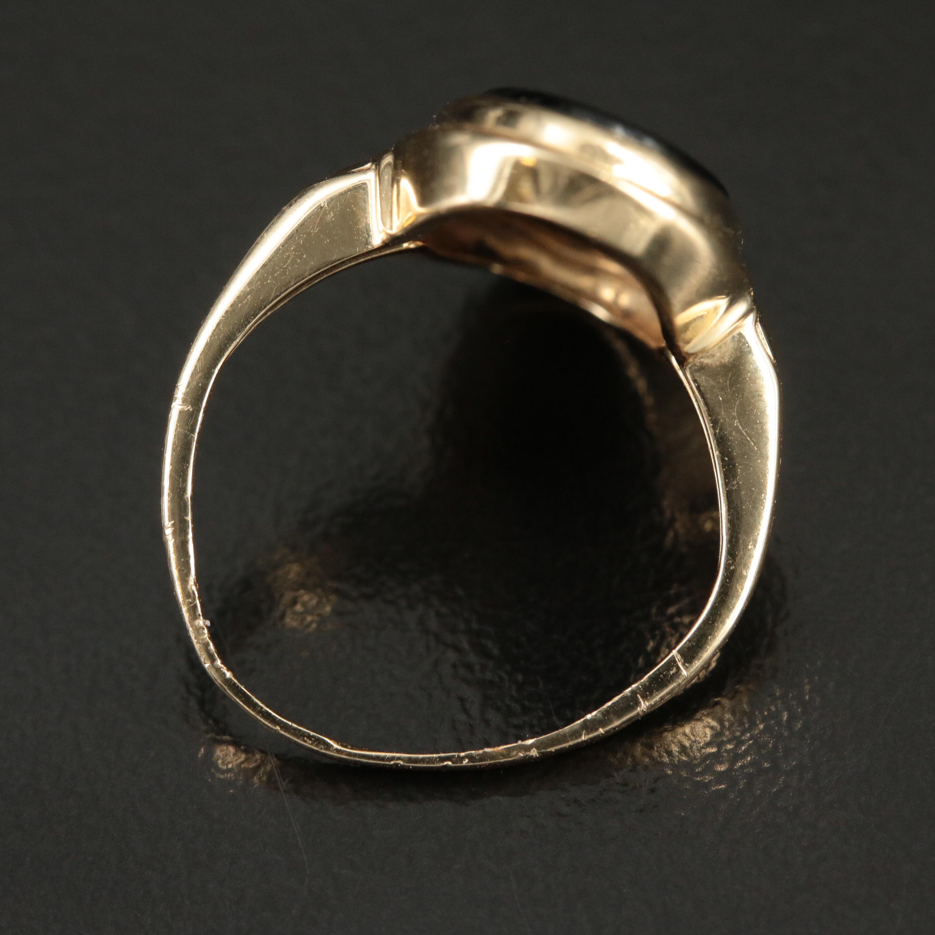 14K Black  Onyx Oval Signet Ring