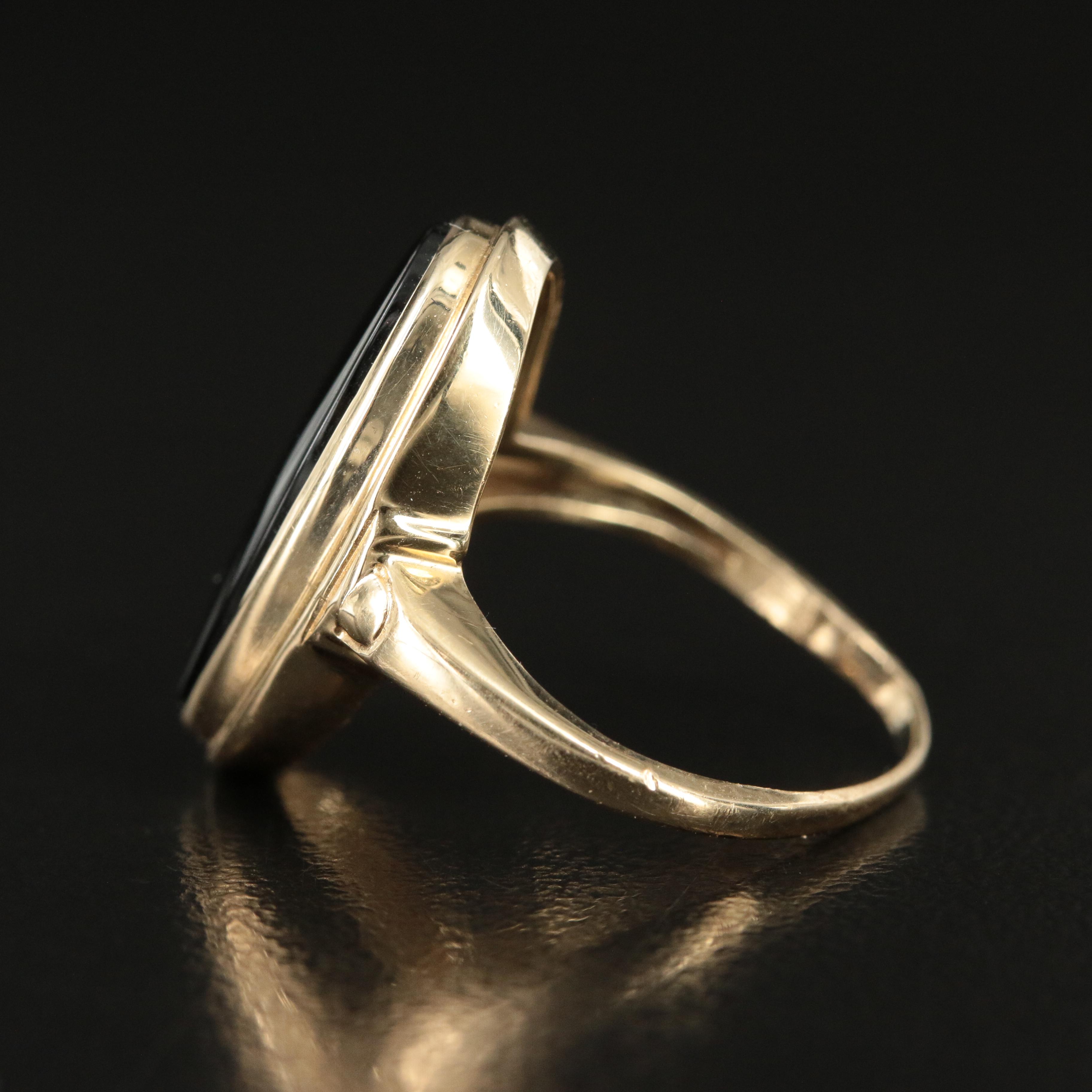 14K Black  Onyx Oval Signet Ring