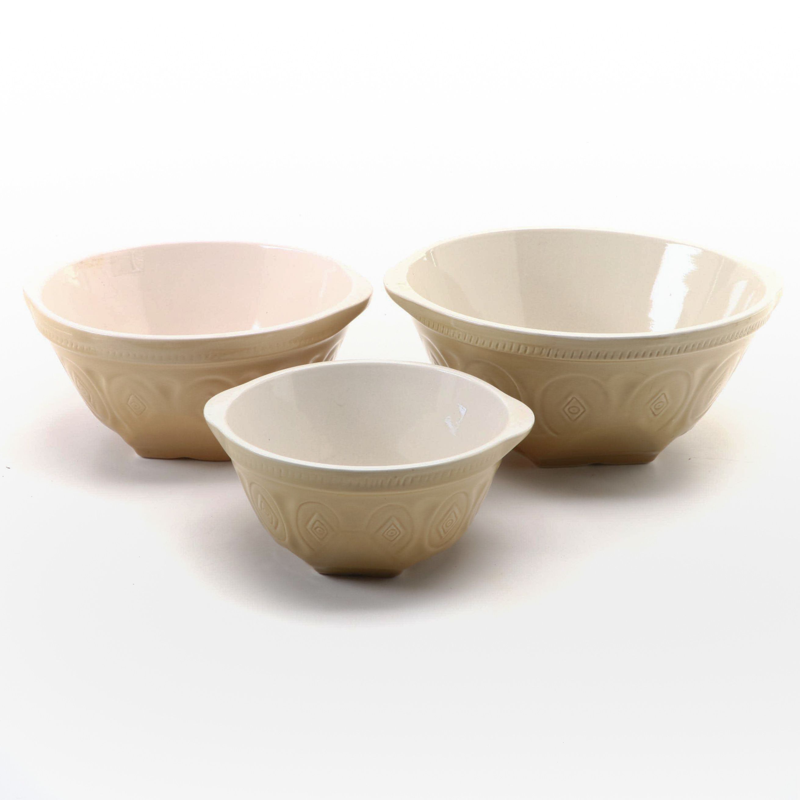 Ceramic Nesting Mixing Bowls, Mid to Late 20th Century EBTH