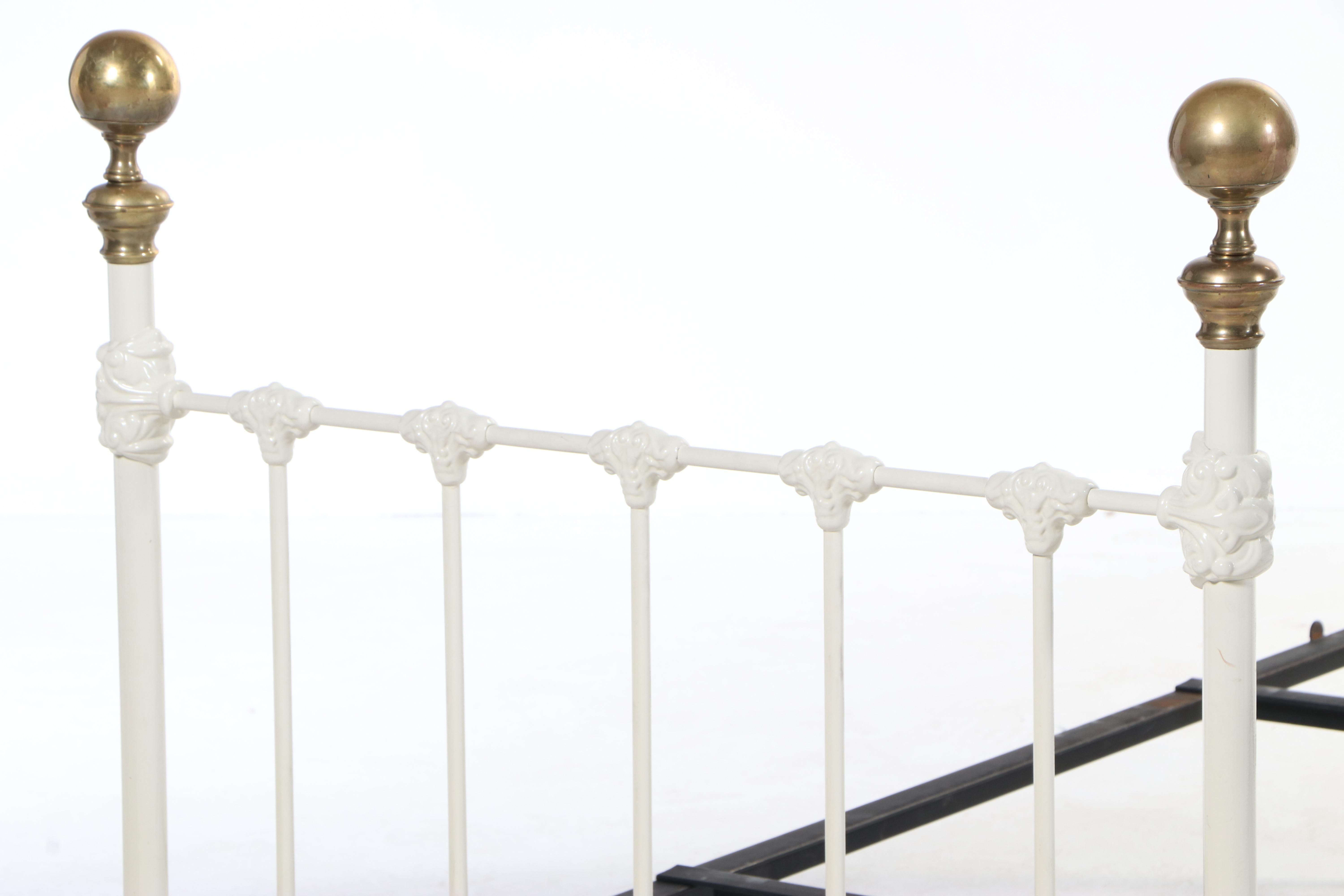 Pair of Brass Beds of Virginia Powder-Coated Iron and Brass Twin Size Bed Frames