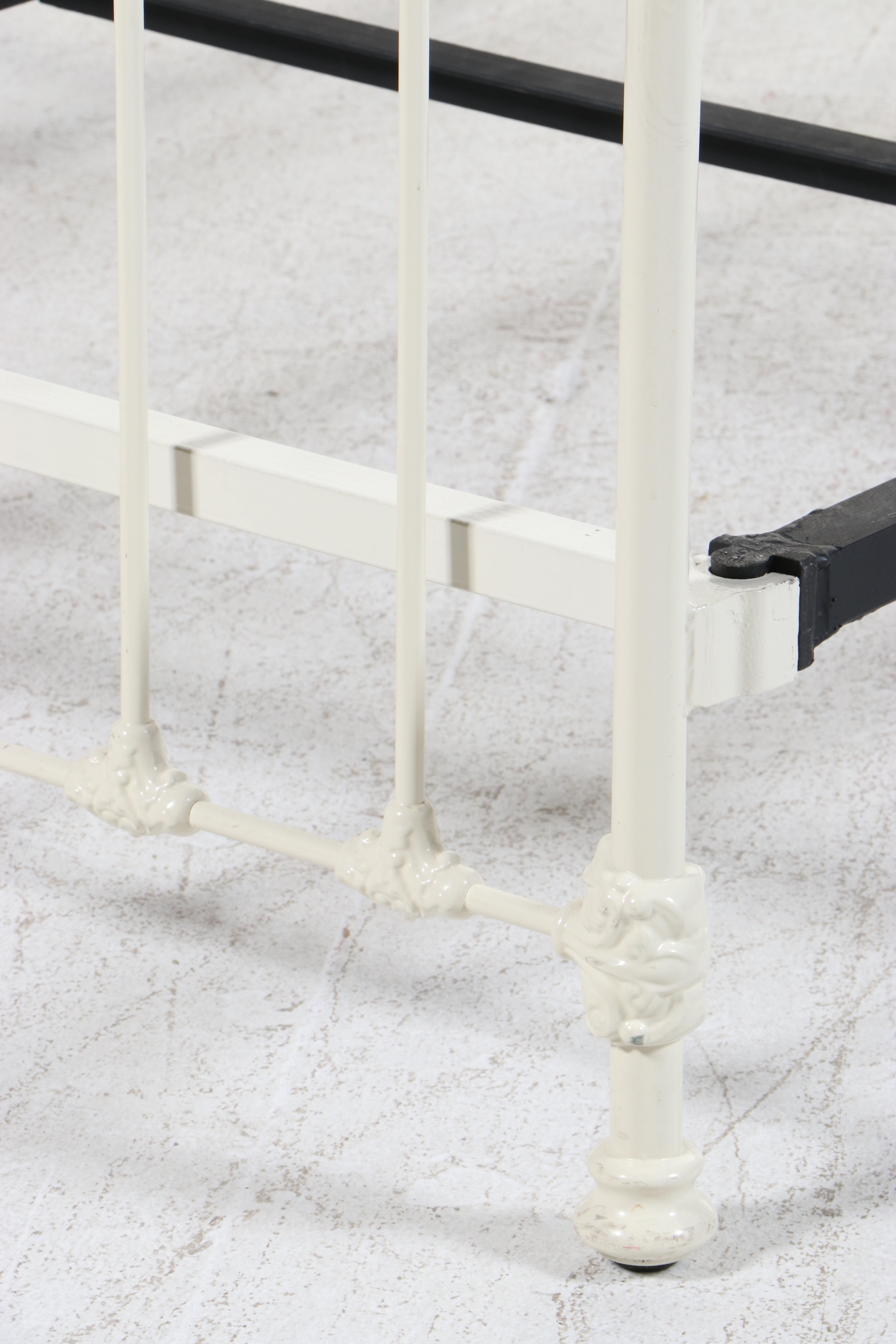 Pair of Brass Beds of Virginia Powder-Coated Iron and Brass Twin Size Bed Frames