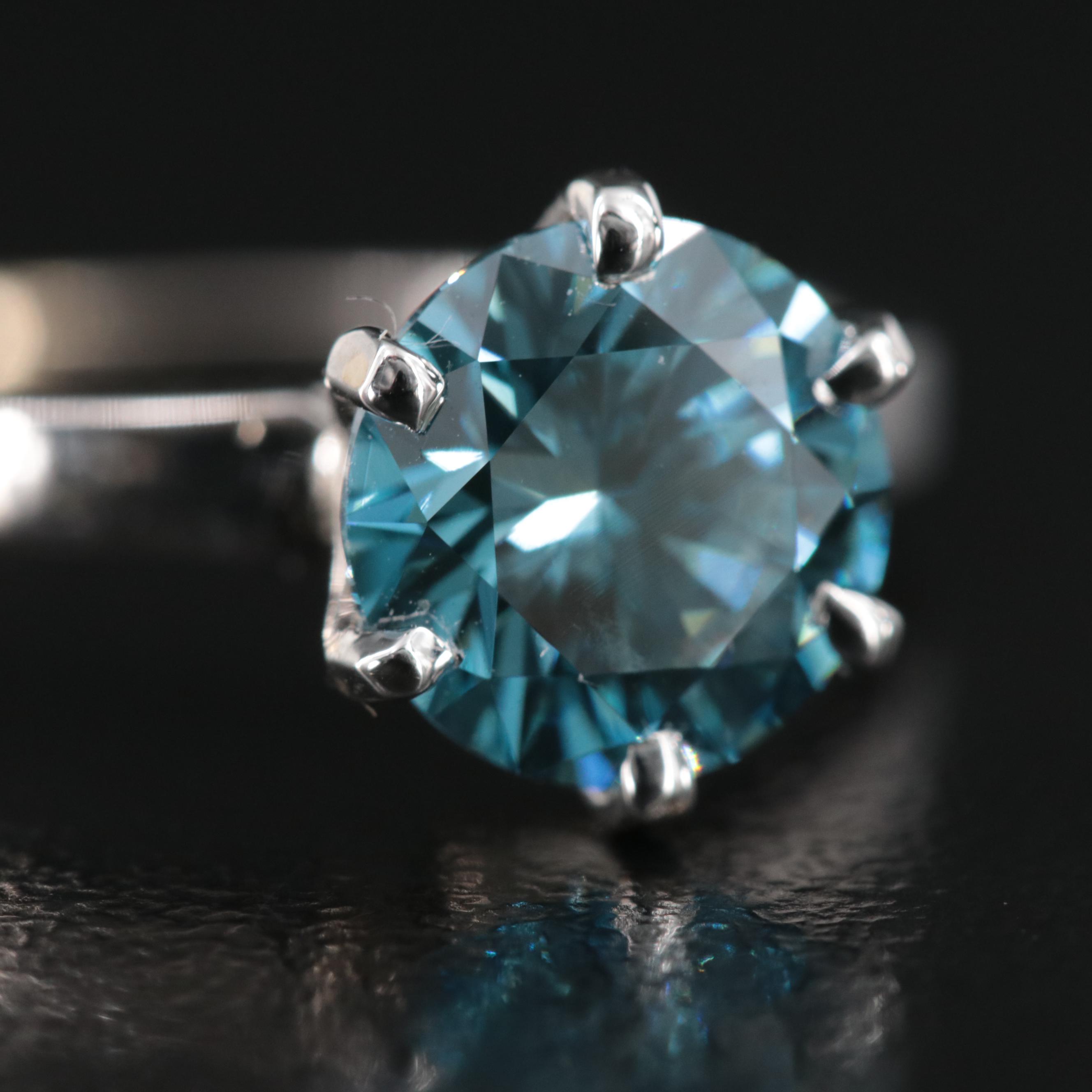 18K 1.97 CT (Origin Undetermined) Fancy Deep Blue Diamond Ring