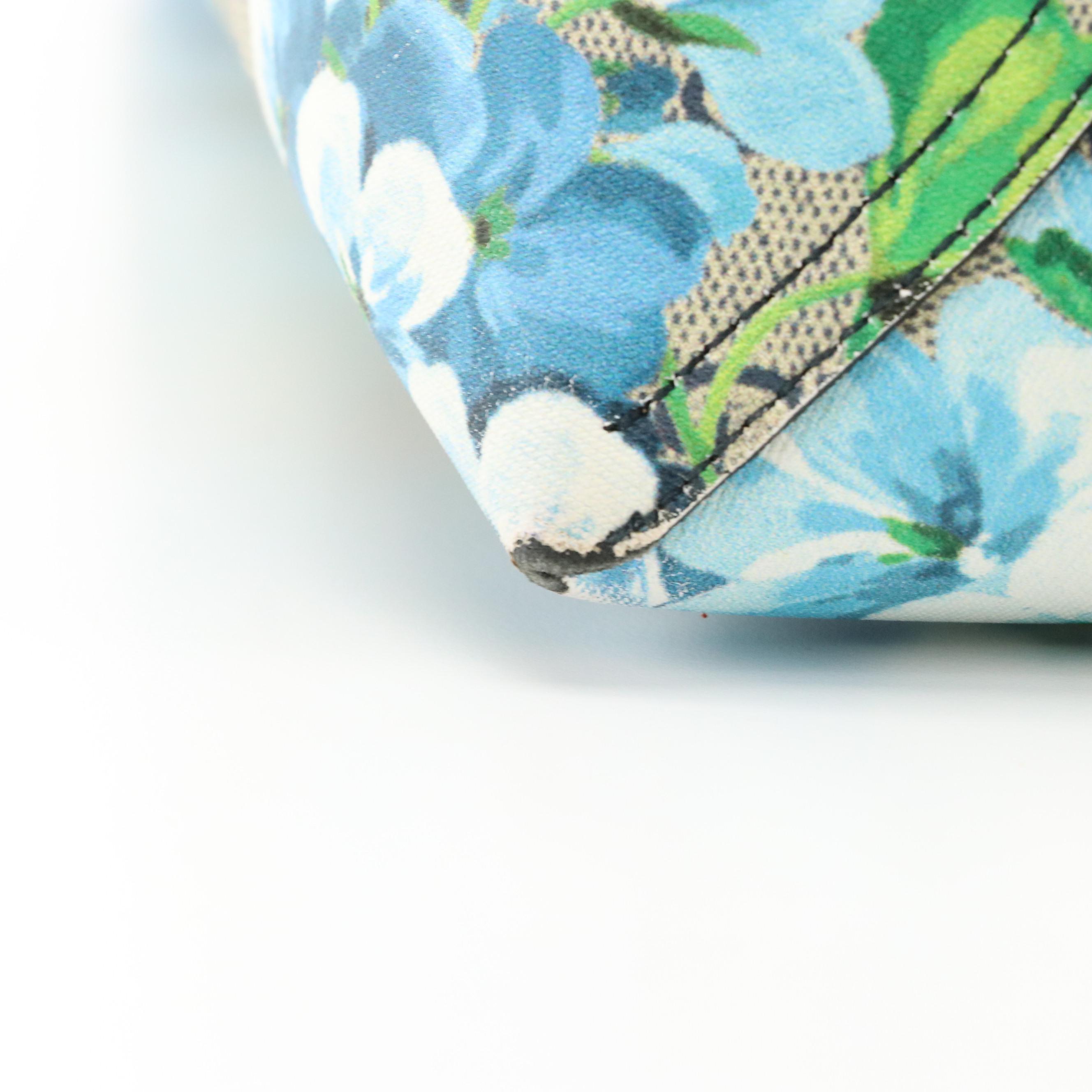 Gucci GG Supreme Monogram Blooms Medium Reversible Tote