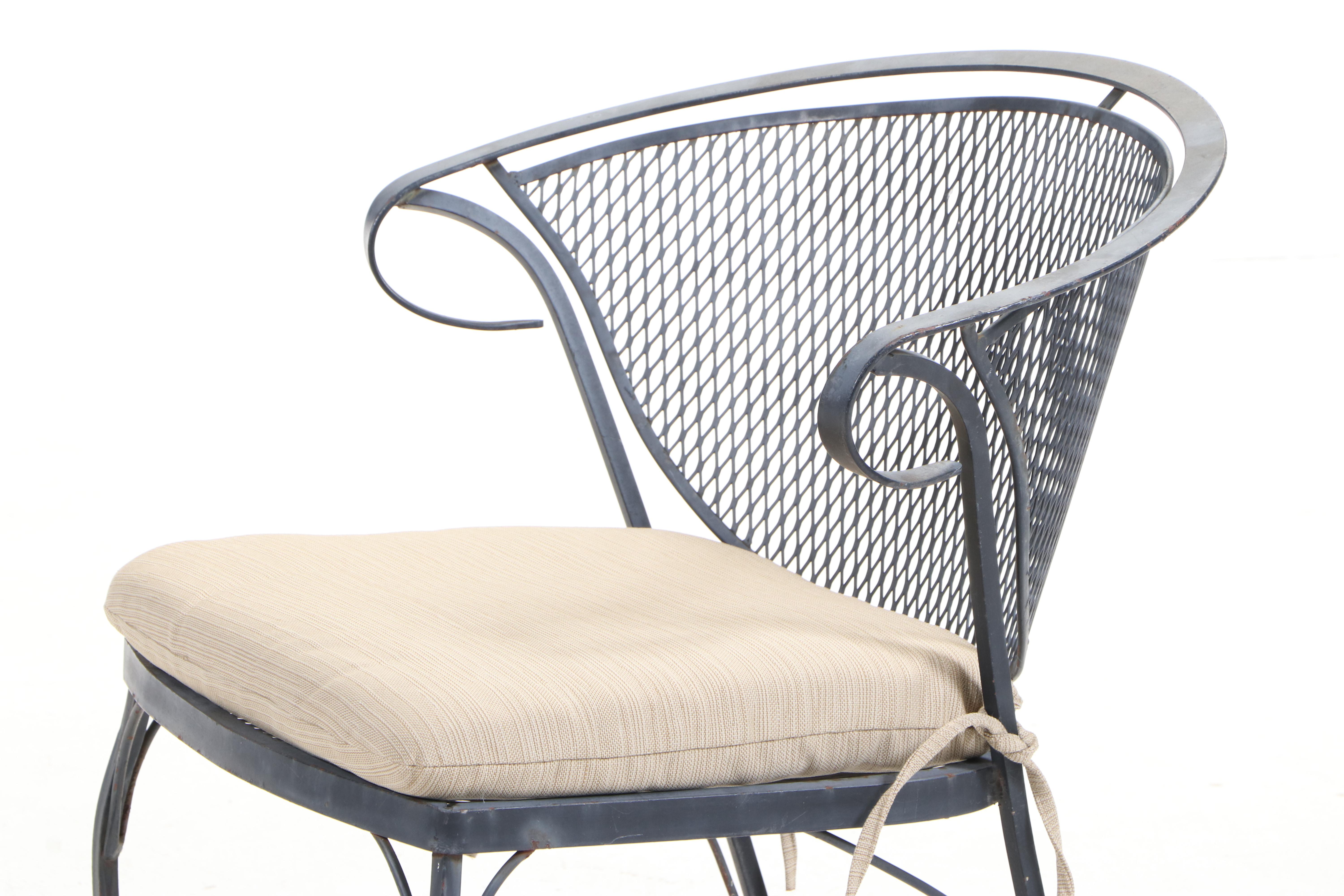 Three-Piece Wire Mesh Patio Bistro Set