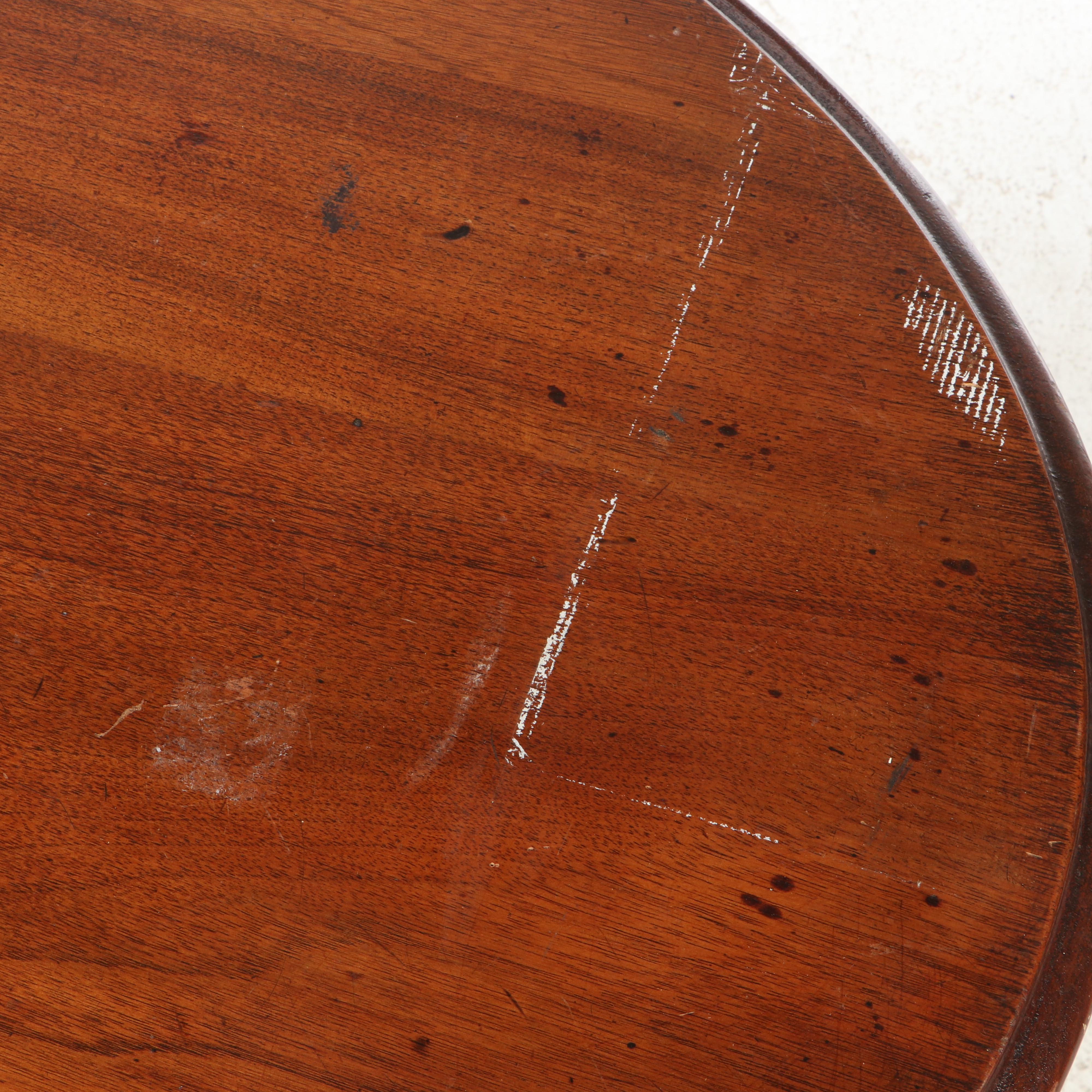 Victorian Style Mahogany Oval Pedestal Table, Late 19th/ Early 20th Century