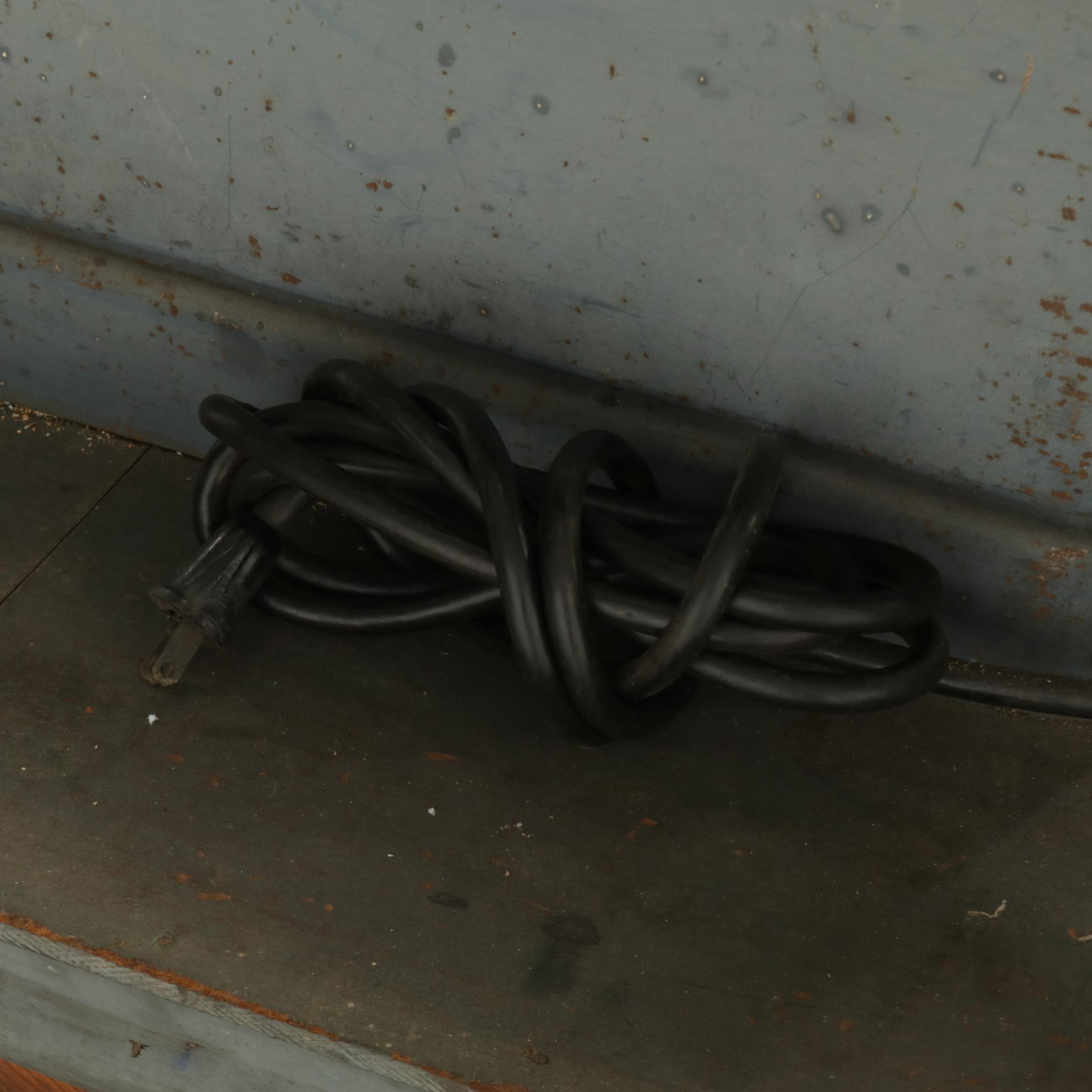 King-Seeley for Sears Craftsman 8" Tilting Arbor Bench Saw on Wood Table, 1950s