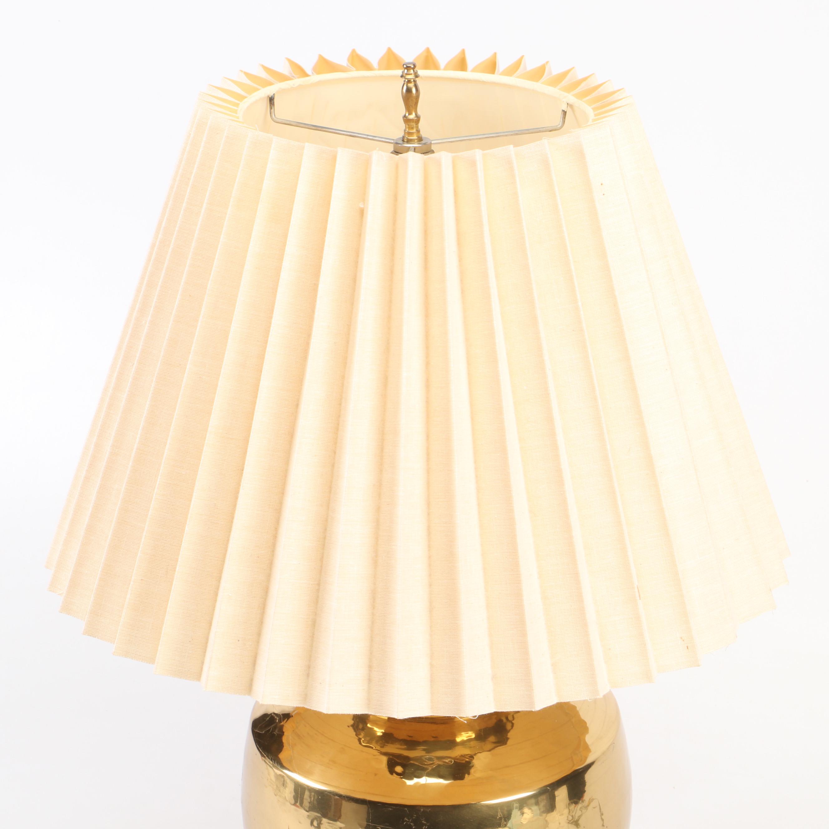 Hammered Brass Ginger Jar Style Table Lamp