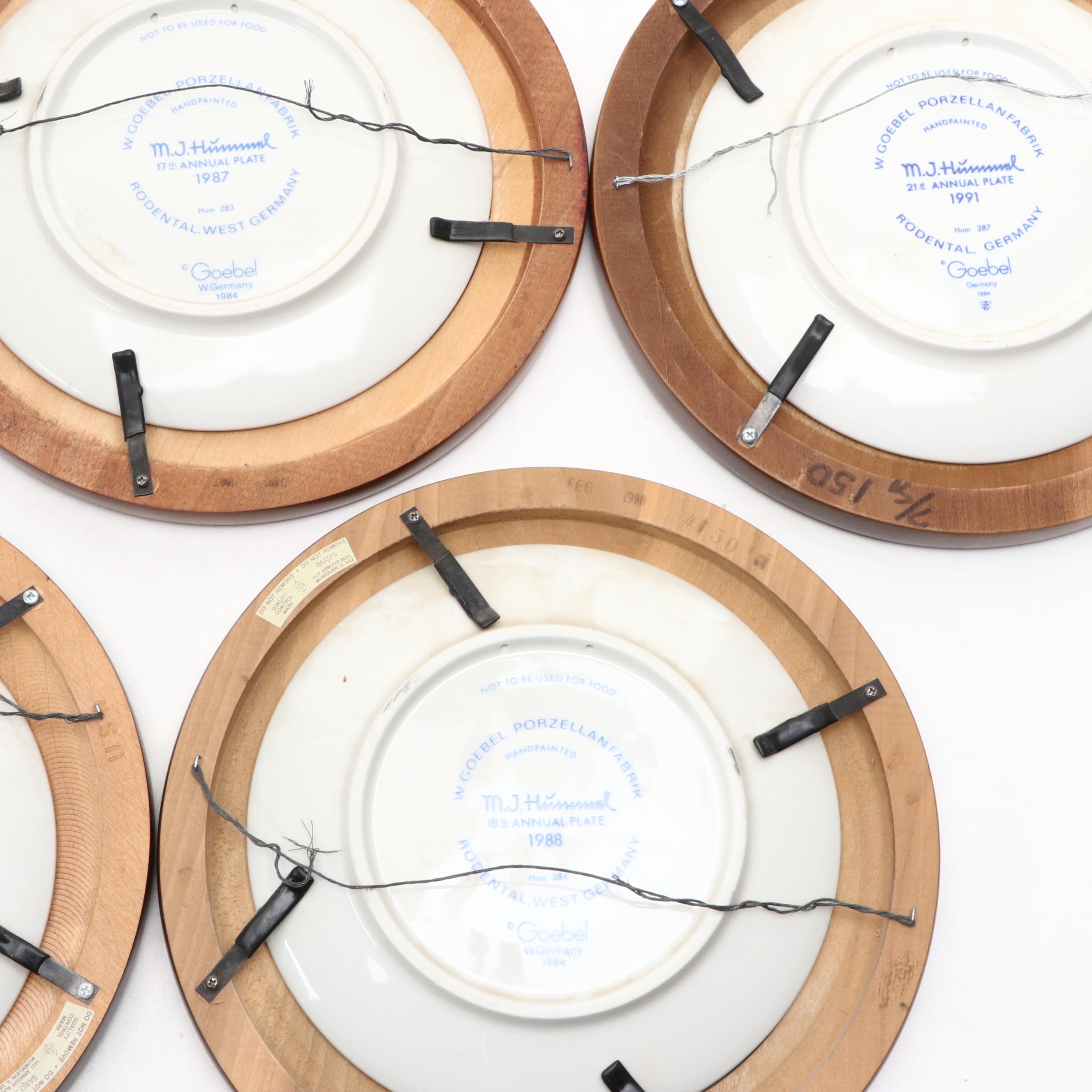 Goebel Hummel Annual Porcelain Plates in Round Gilt Wood Frames, 1986-1991