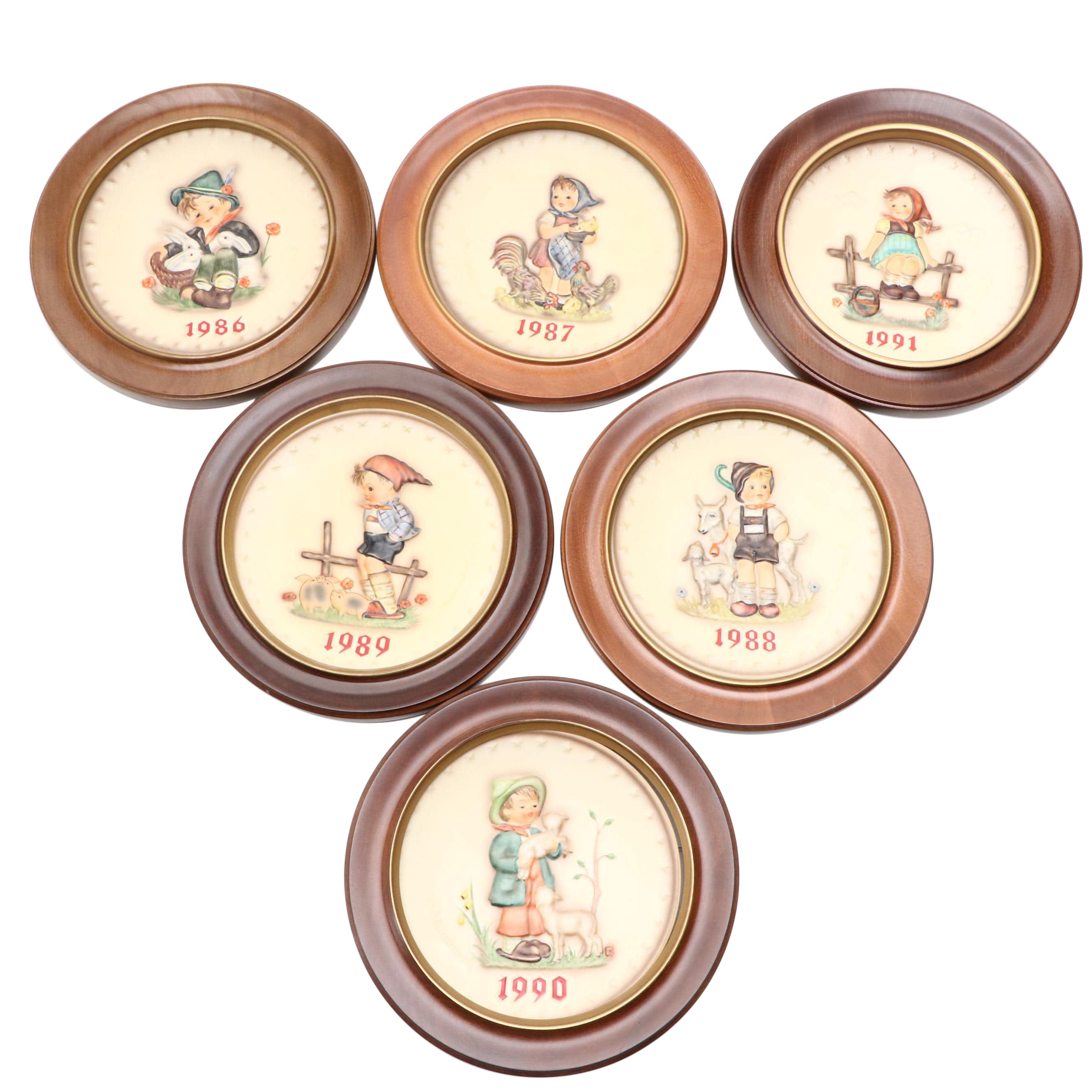 Goebel Hummel Annual Porcelain Plates in Round Gilt Wood Frames, 1986-1991
