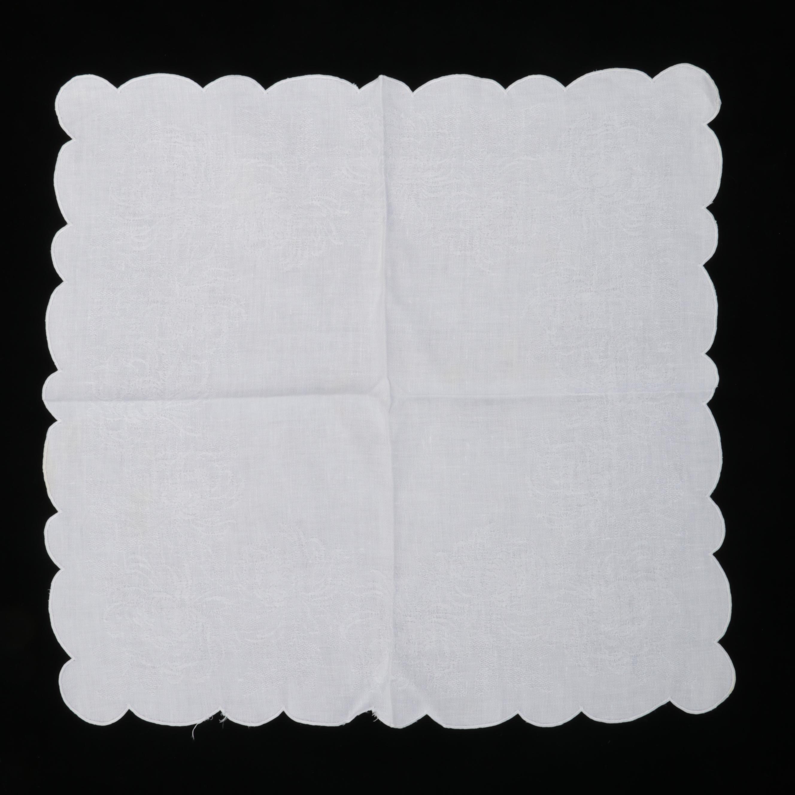 Floral Motif White Linen Tablecloth and Napkin Collection