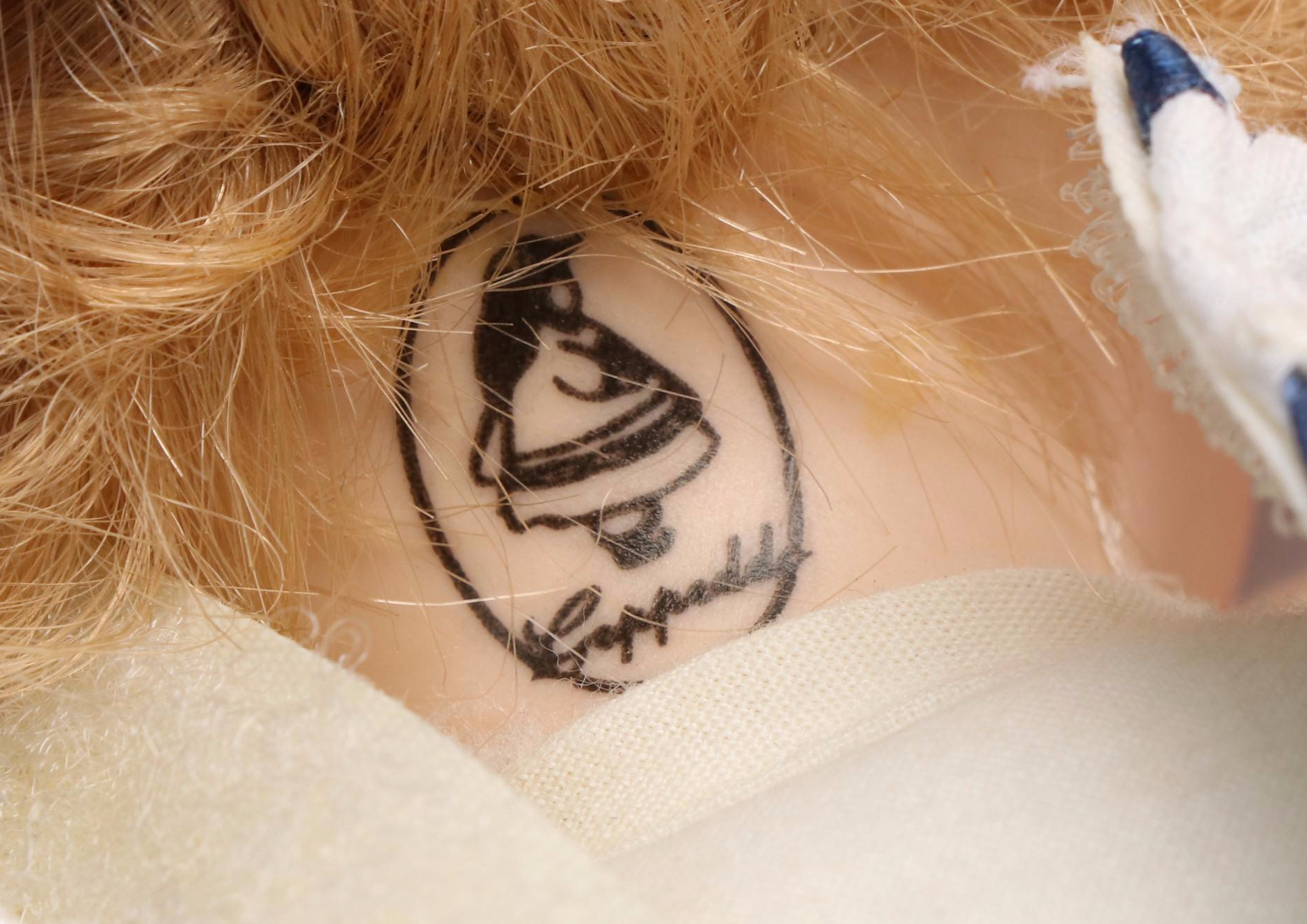 Heritage Mint, Brinn's, Geppeddo and Other Porcelain Dolls