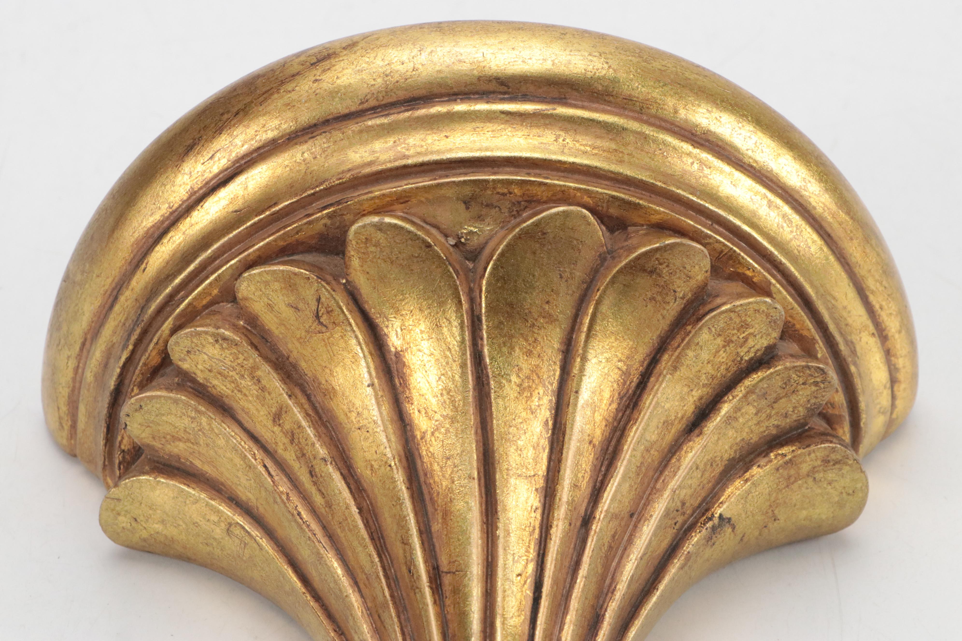 Italian Neoclassical Style Gilt Composite Decorative Wall Corbels