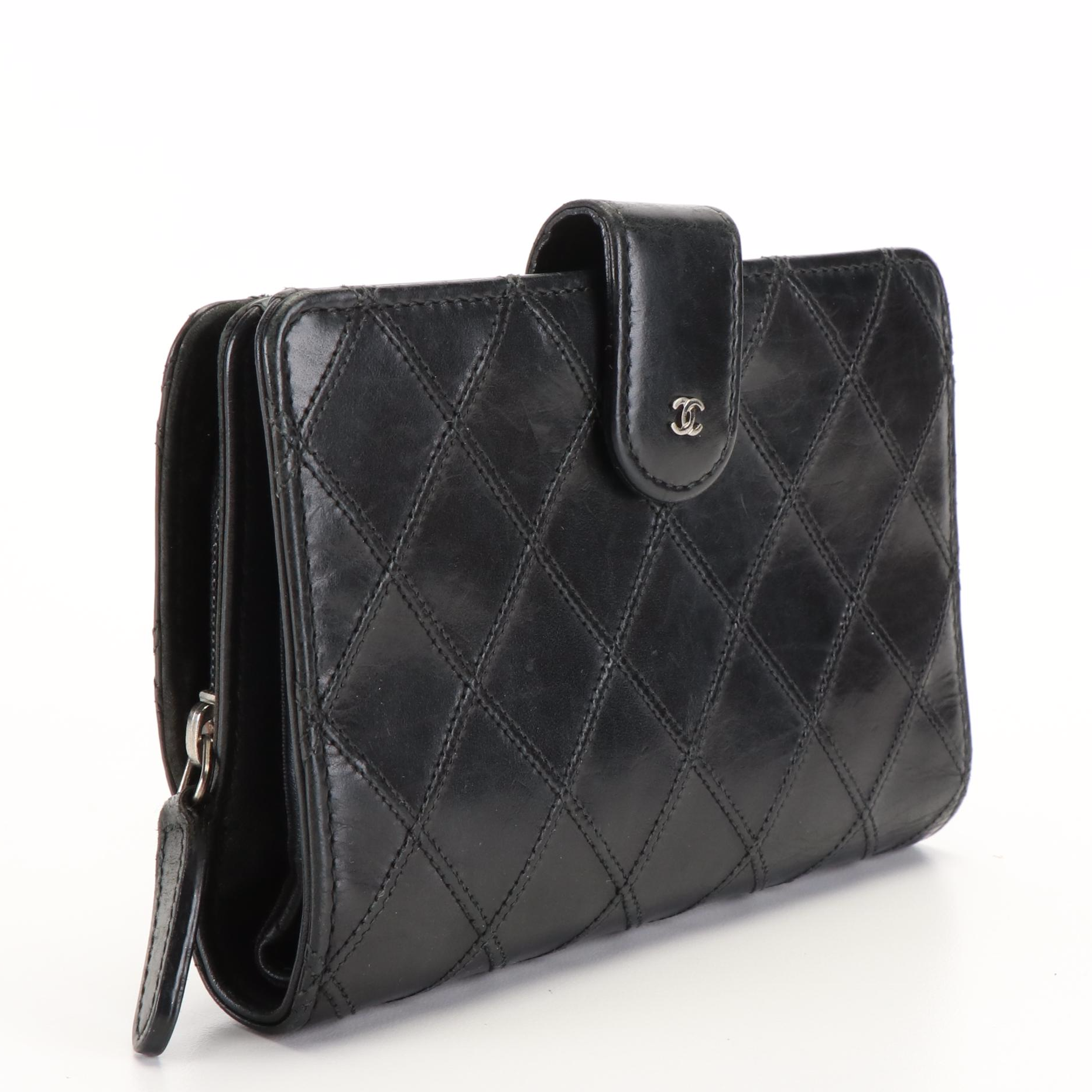 Chanel Bifold Wallet in Diamond Stitched Black Leather